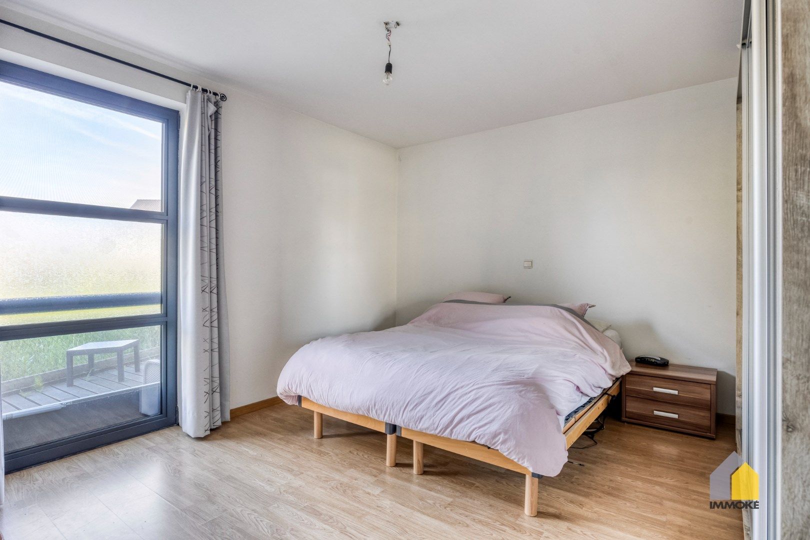 Gelijkvloersappartement met 2 slpks en kelderberging. foto 8