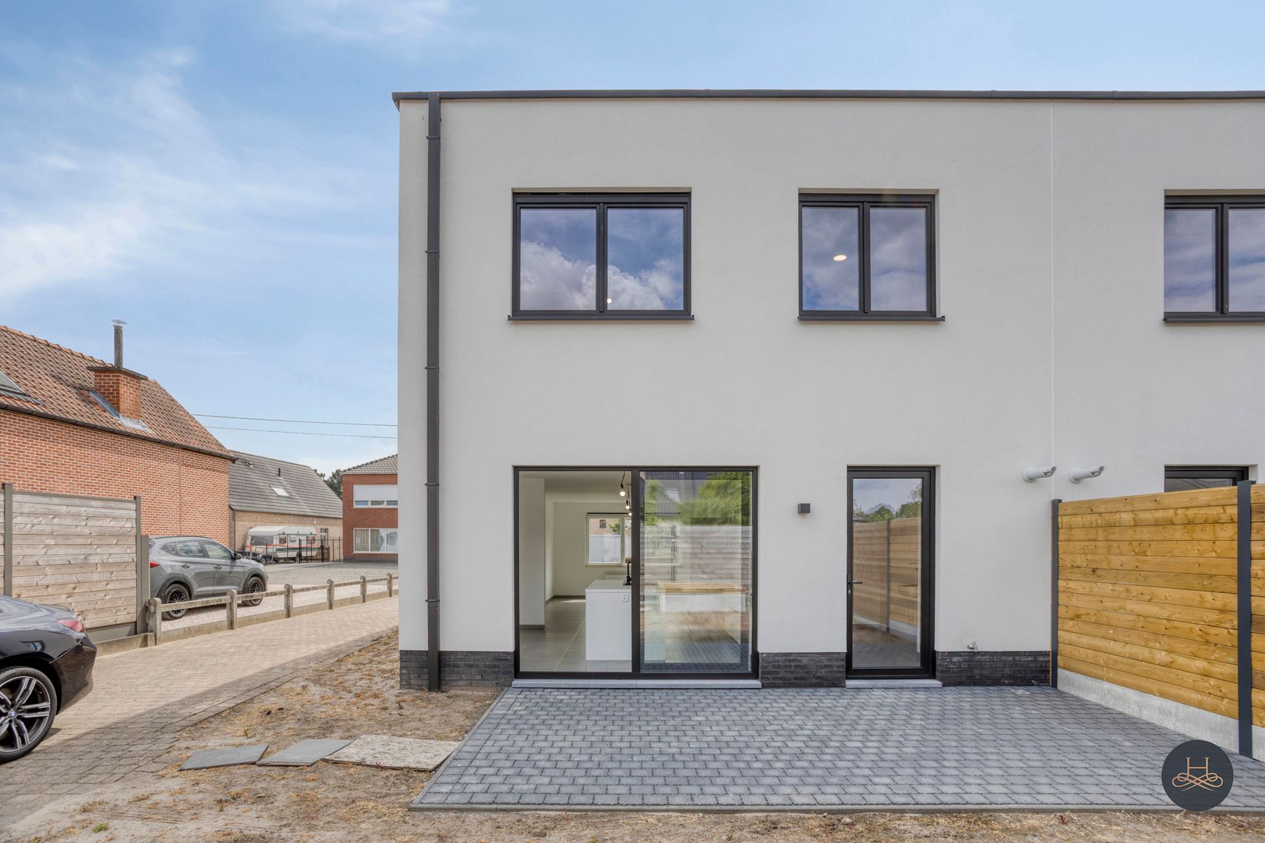 Rustig gelegen nieuwbouw woning met 3 slaapkamers foto 24