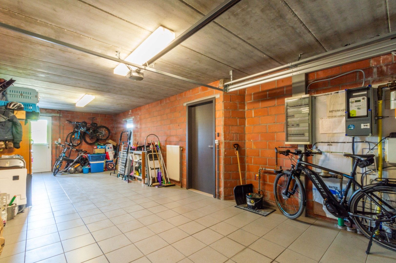 INSTAPKLARE WONING MET 3SLP + BUREAU & GARAGE ! foto 22