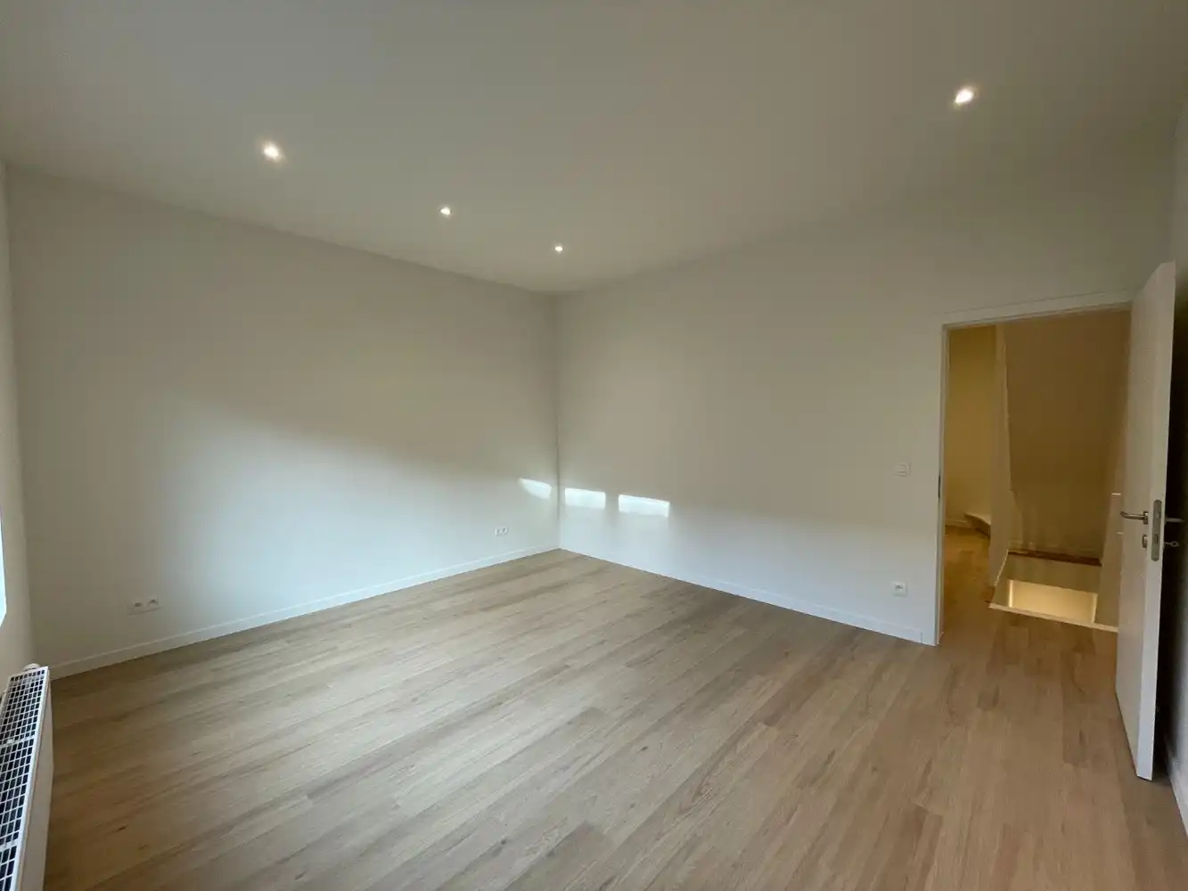 Instapklare, energiezuinige rijwoning met zonnig terras nabij Provinciedomein Kessel-Lo foto 15