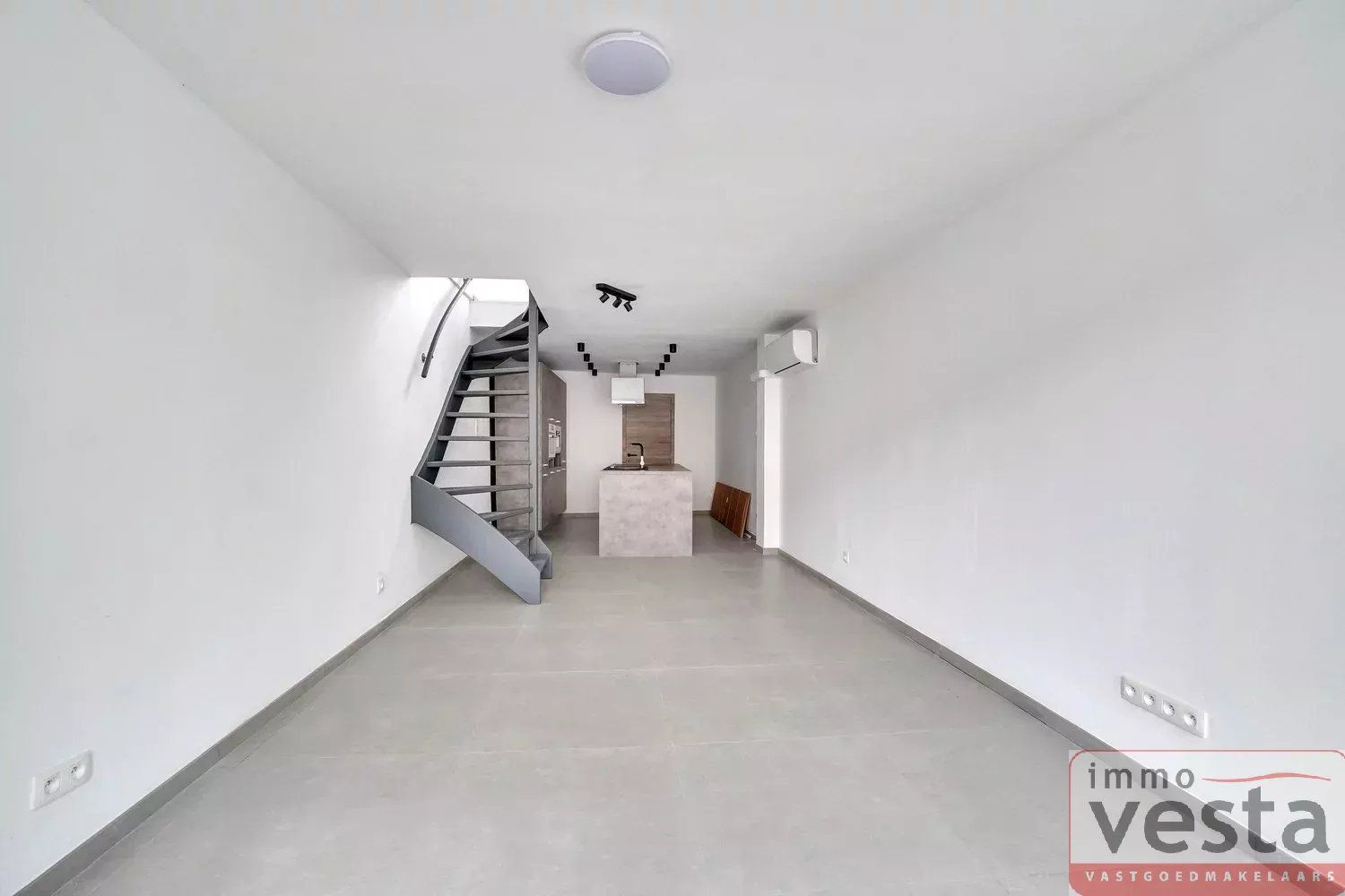 Gerenoveerde stadwoning in centrum foto 3