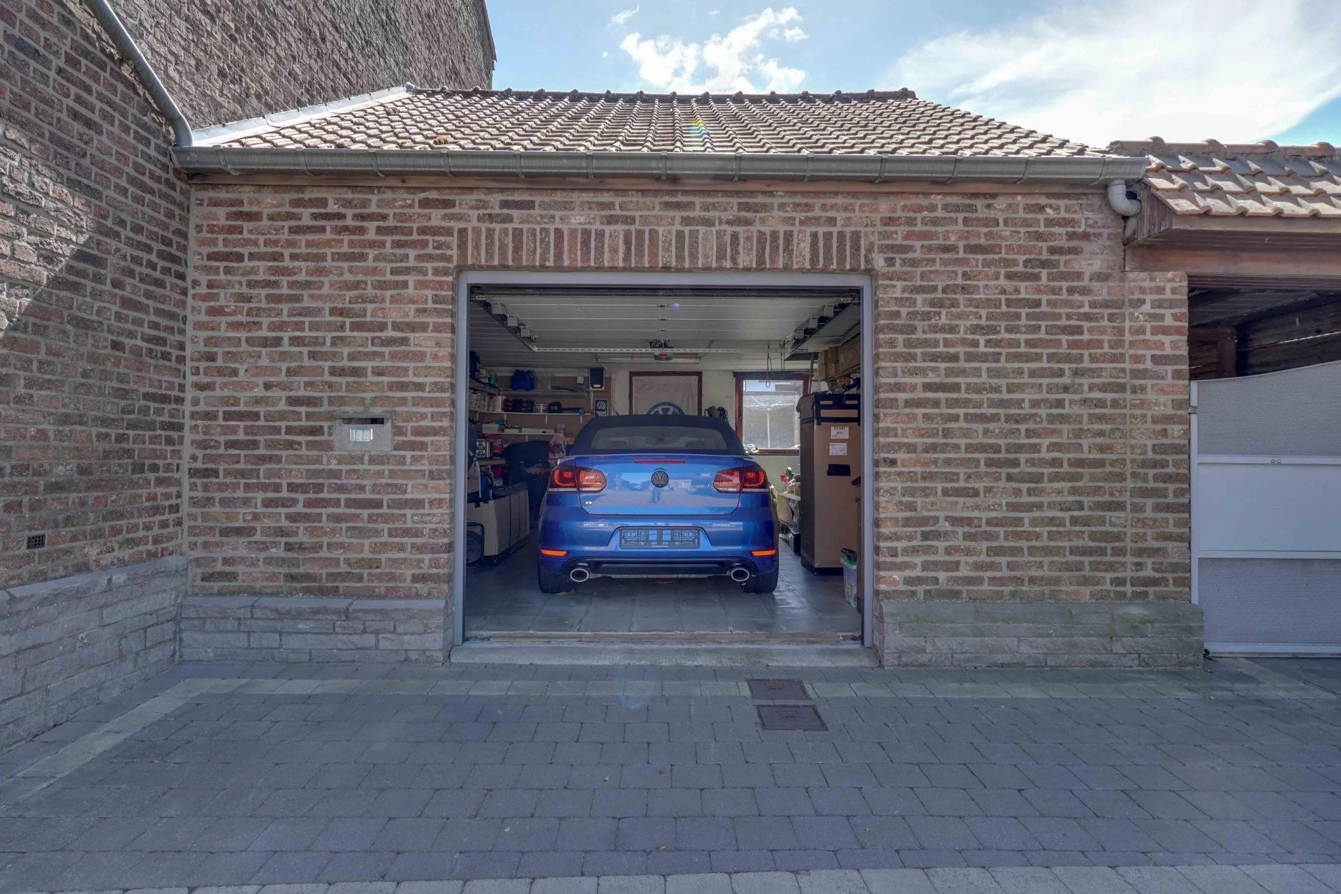 Halfopen bebouwing met 3 slaapkamers, tuin en garage in Velm foto 26