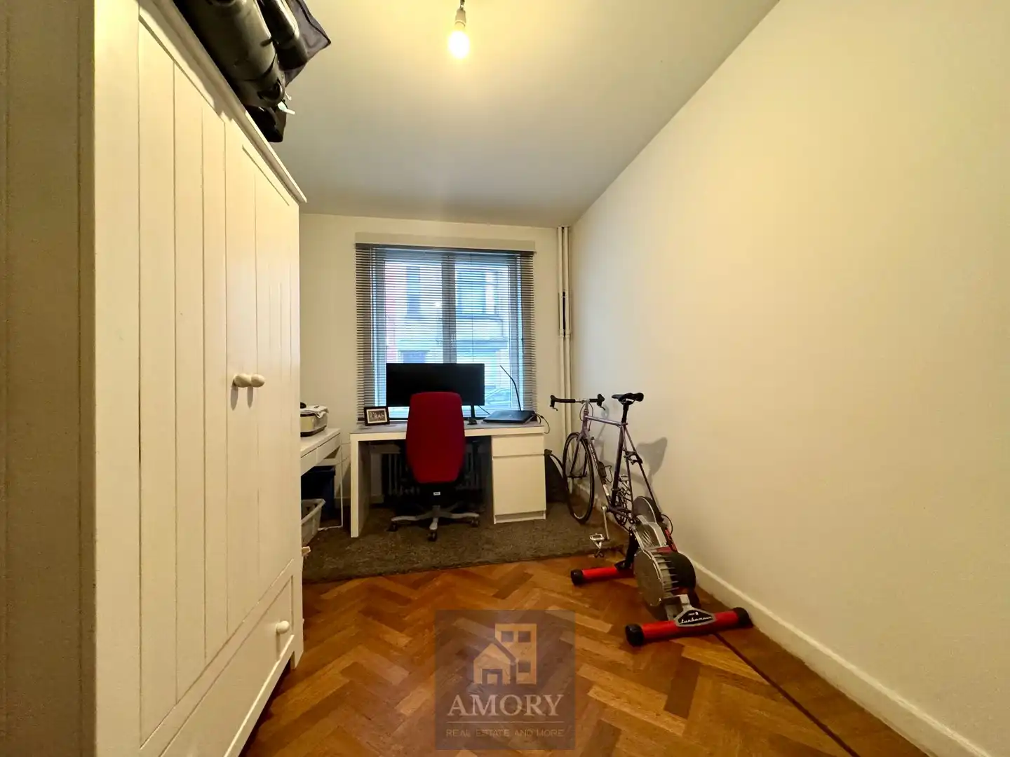 Ruim, charmant 2 slpk-app met terras nabij Gent St. Pieters + GARAGE foto 11