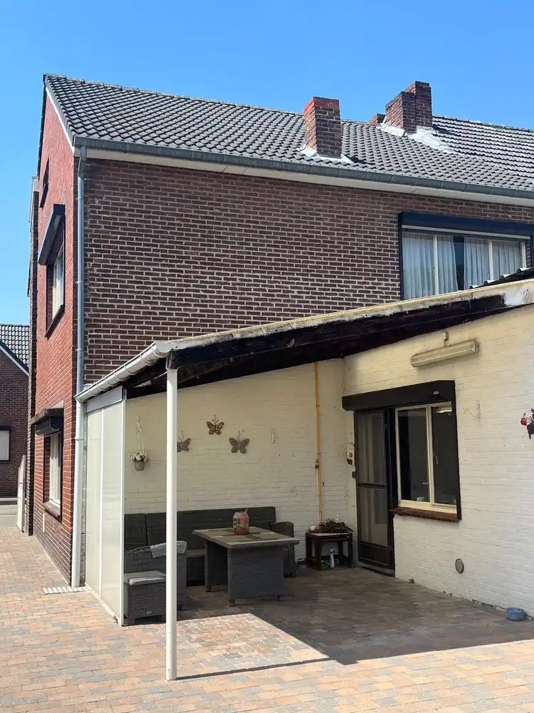 Te renoveren, degelijke halfvrijstaande woning met 3 slk gelegen in het jonge Proosterbos! foto 9