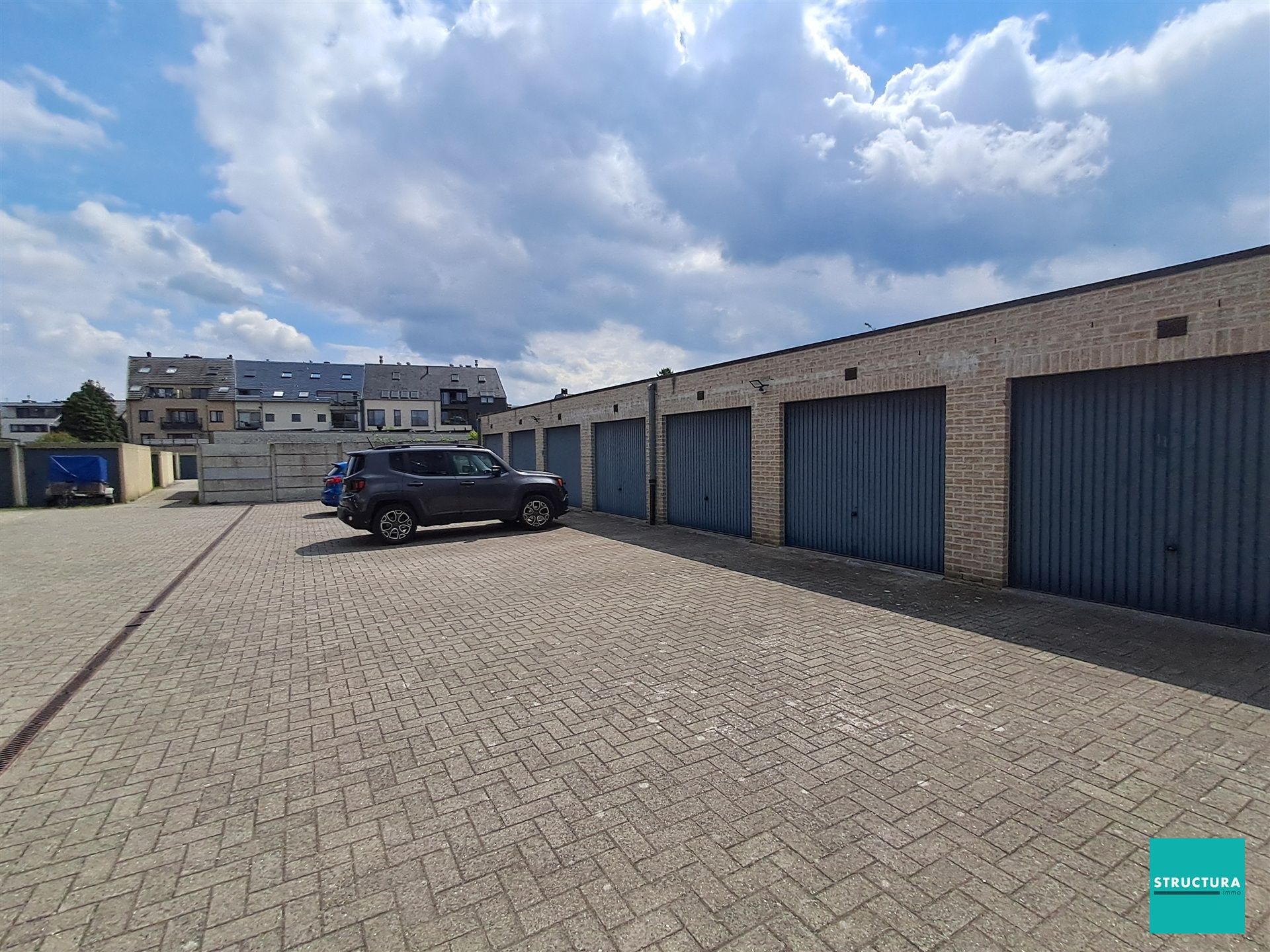 Garagebox nabij het centrum en station van Merchtem foto 5