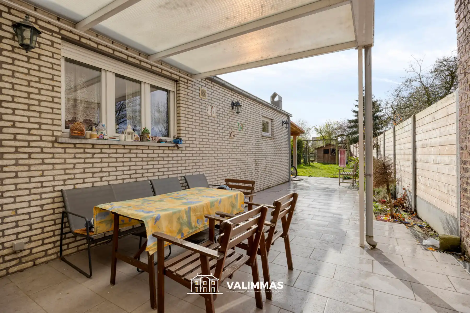 Ruime en zeer verzorgde woning met zonneterras en mooie tuin foto 10