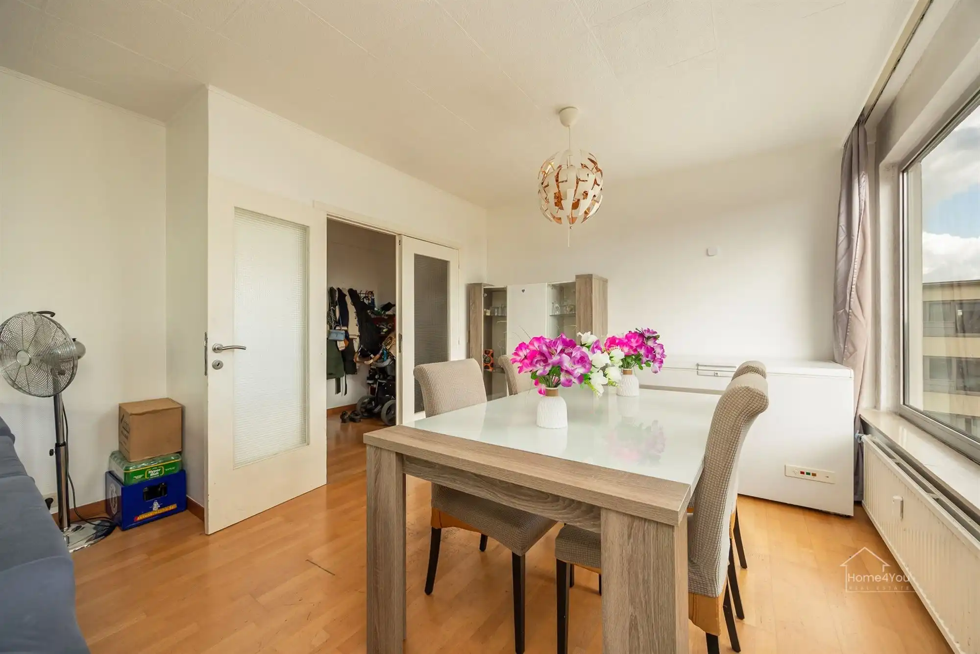Lichtrijk hoekappartement met 3 slpk en terras in Borgerhout! foto 4