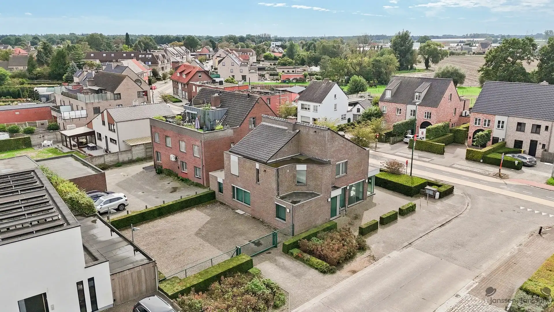 gebouw voor gemengd gebruik foto 7