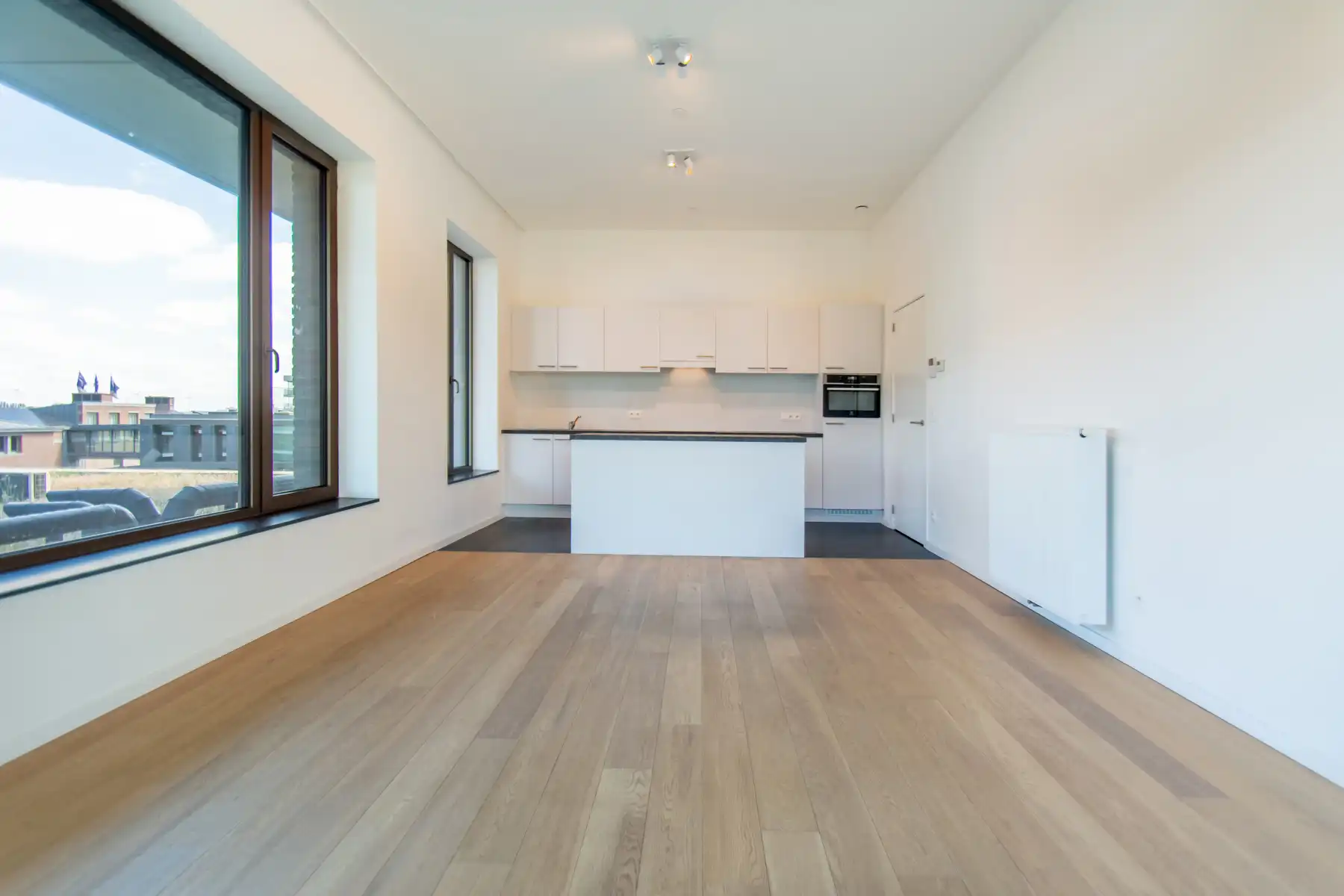 Ongemeubeld 1 slaapkamer appt. met zicht op de Schelde foto 2