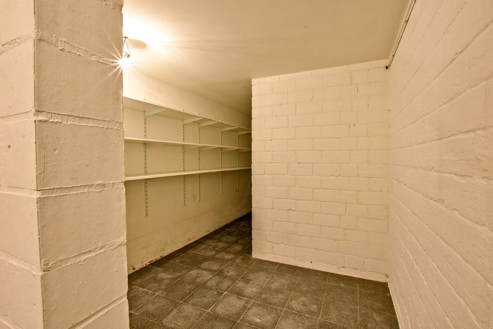 Ruim gelijkvloers appartement (127 m²) met tuin (30 m²) en 2 slaapkamers in hartje Nieuwpoort-stad foto 21