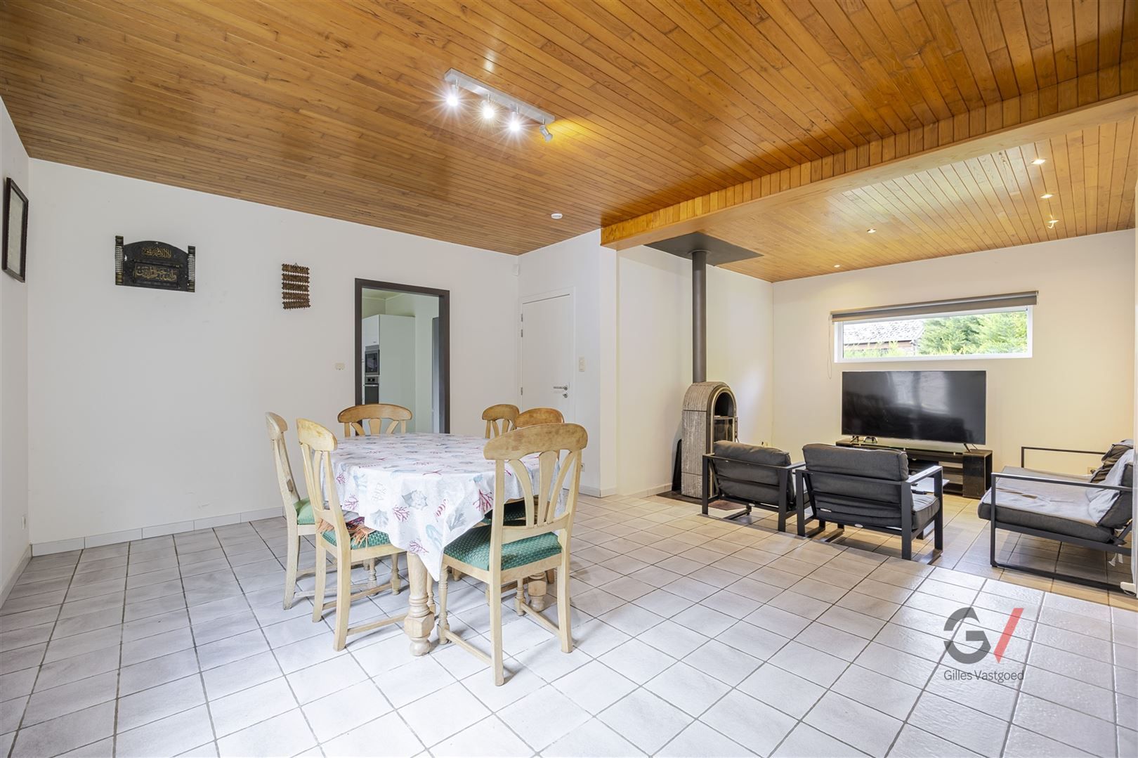 Gezinswoning met 5 slaapkamers te koop foto 2