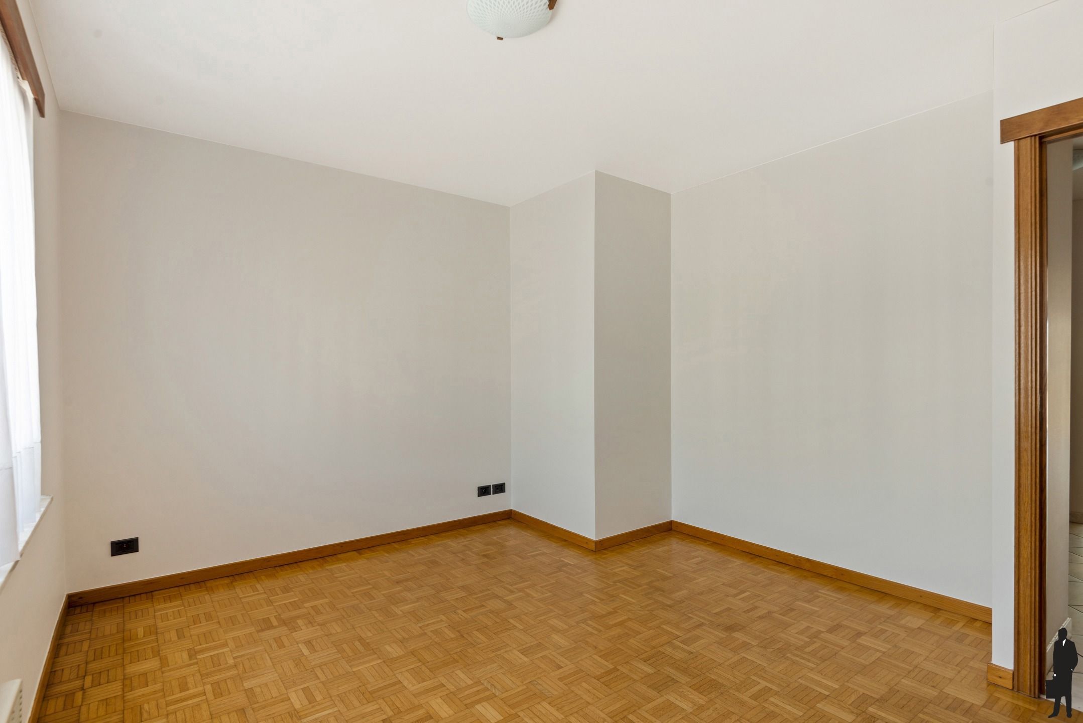 Ruim appartement met 2 slpks, kelderberging en zuid terras foto 13