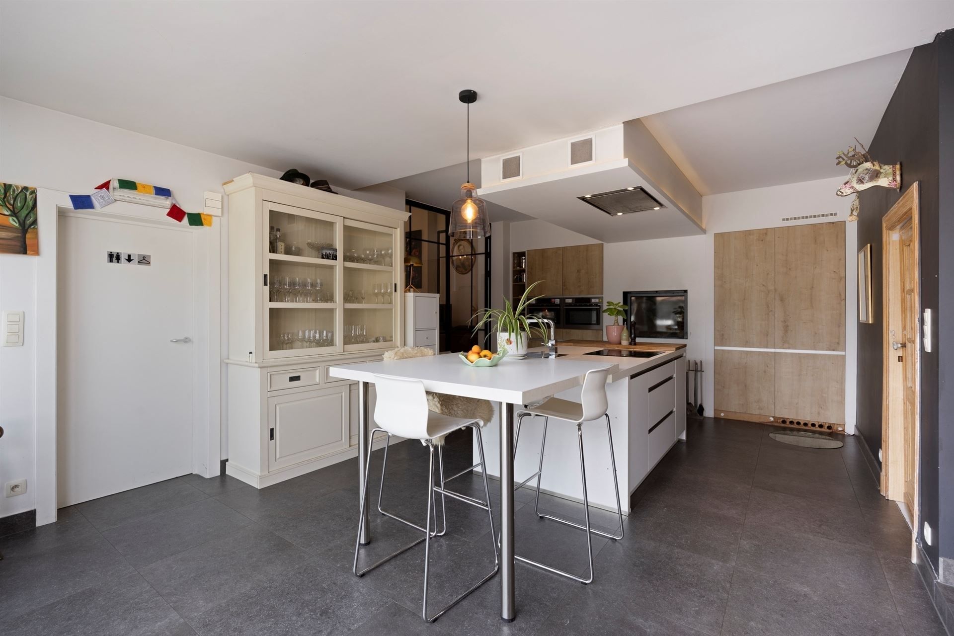 Prachtig gerenoveerde serristenwoning op prima locatie nabij centrum foto 14