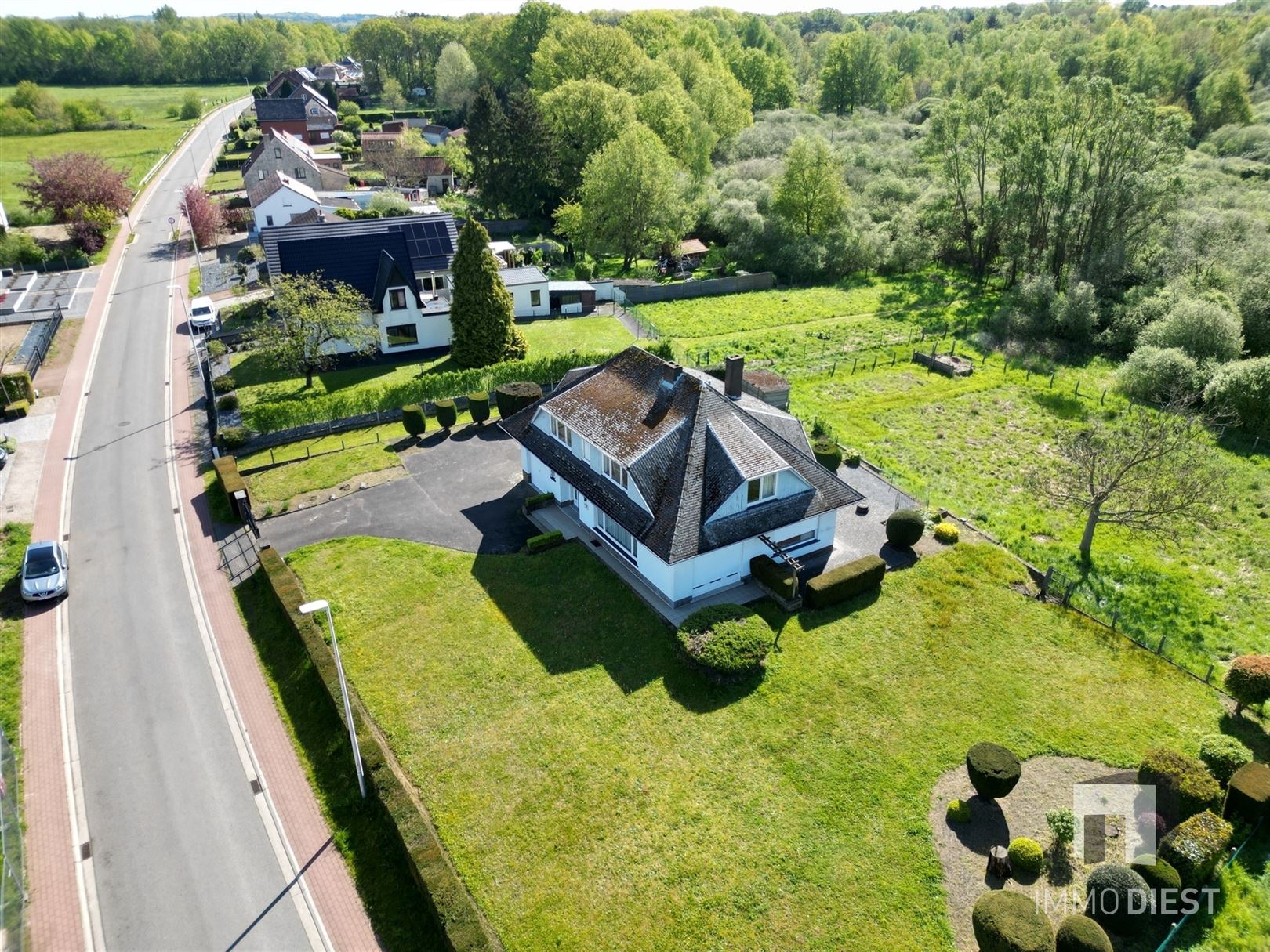 Charmewoning met zicht op agrarisch gebied (te renoveren) foto 6