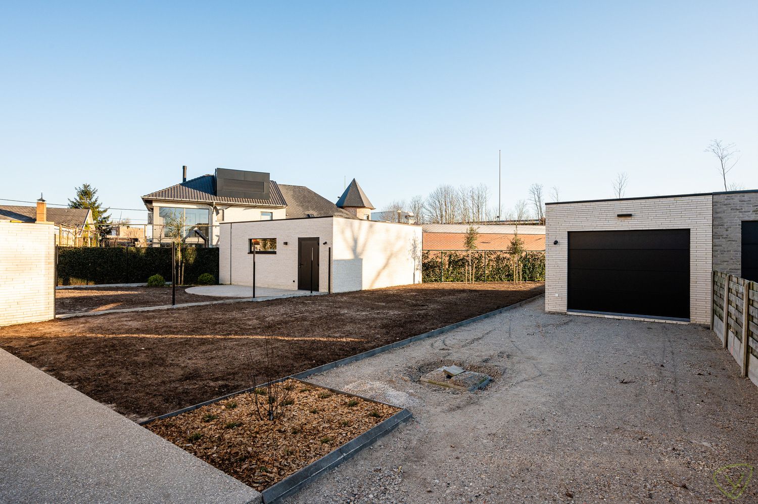 Uitzonderlijke woning te huur te Maldegem met een superieure afwerking. foto 3