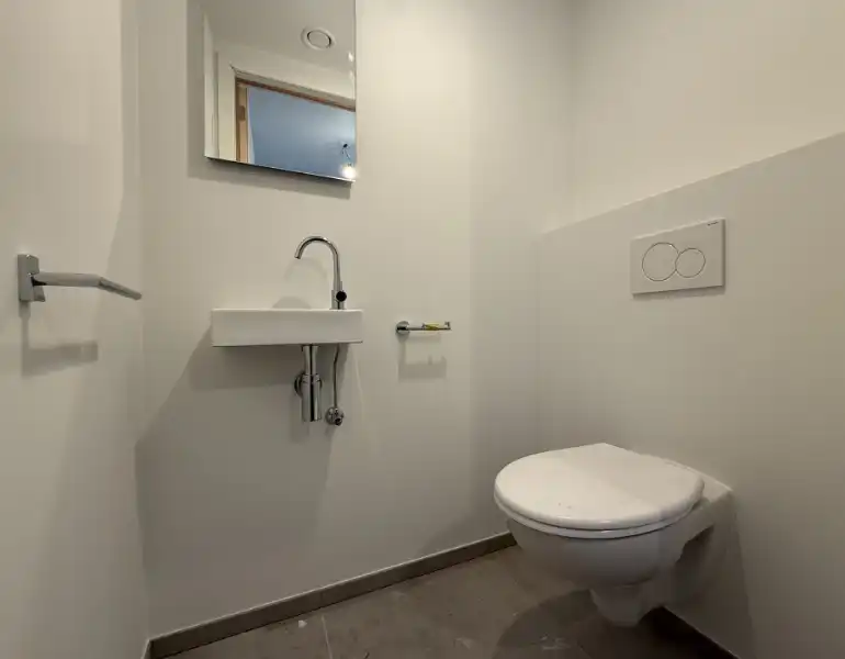 Prachtig ruim BEN-penthouse met 3 slpks, 2 terrassen én overdekte parking in het centrum van Houthalen foto 3