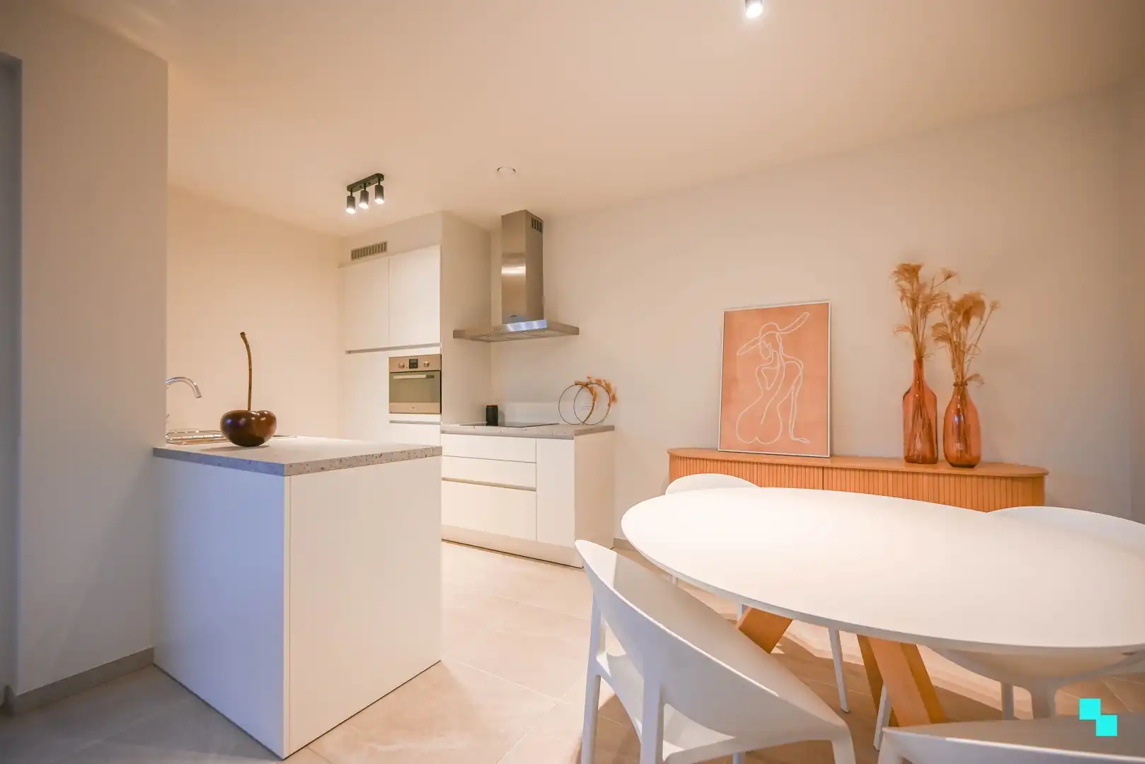 hoekappartement met aangenaam terras foto 13