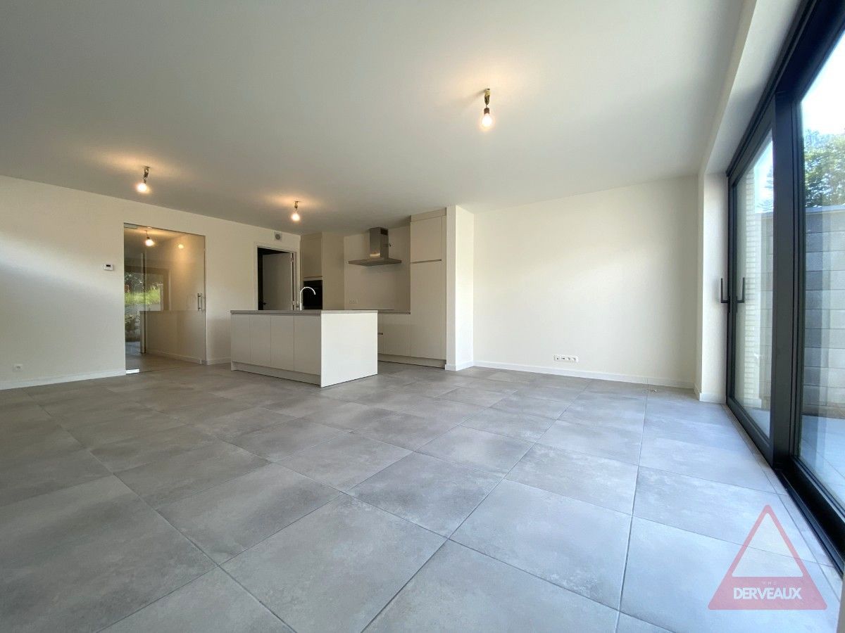 Zonnebeke – Instapklaar gelijkvloersappartement nabij het Kasteelpark foto 2