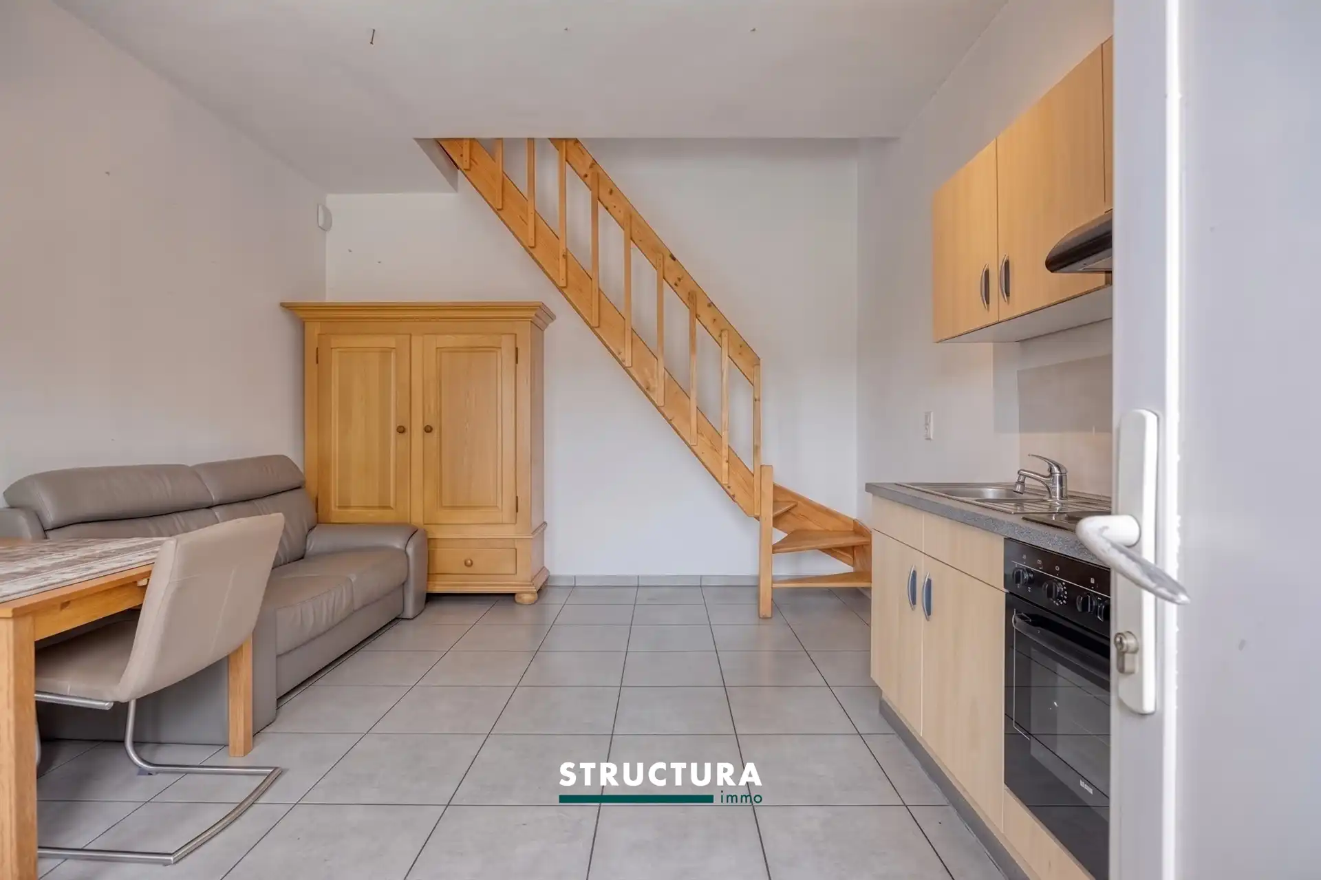 Unieke woning met polyvalent bijgebouw foto 19