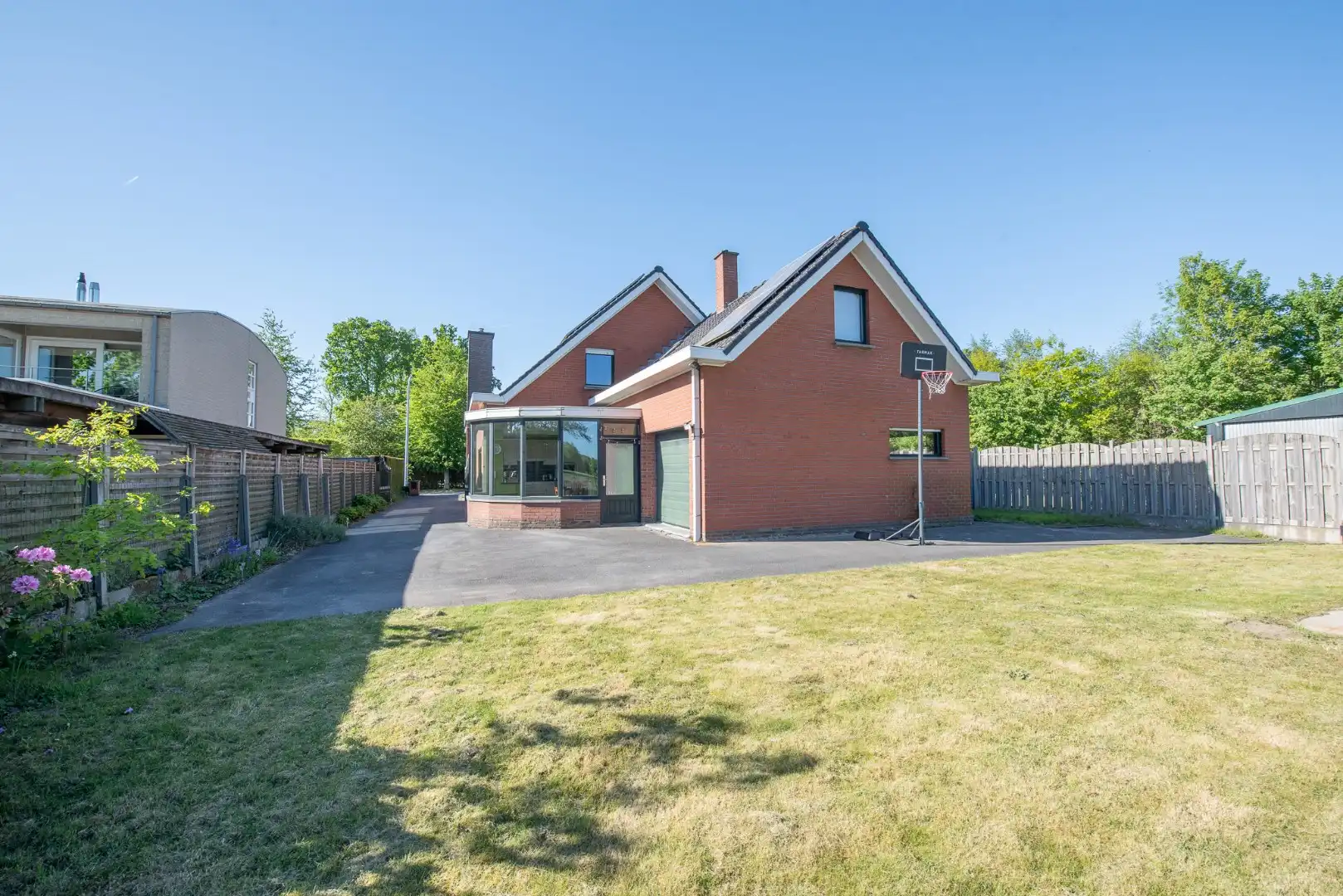 Ruime, open bebouwing te koop met 4 slaapkamers op 696 m² te Zulte foto 3