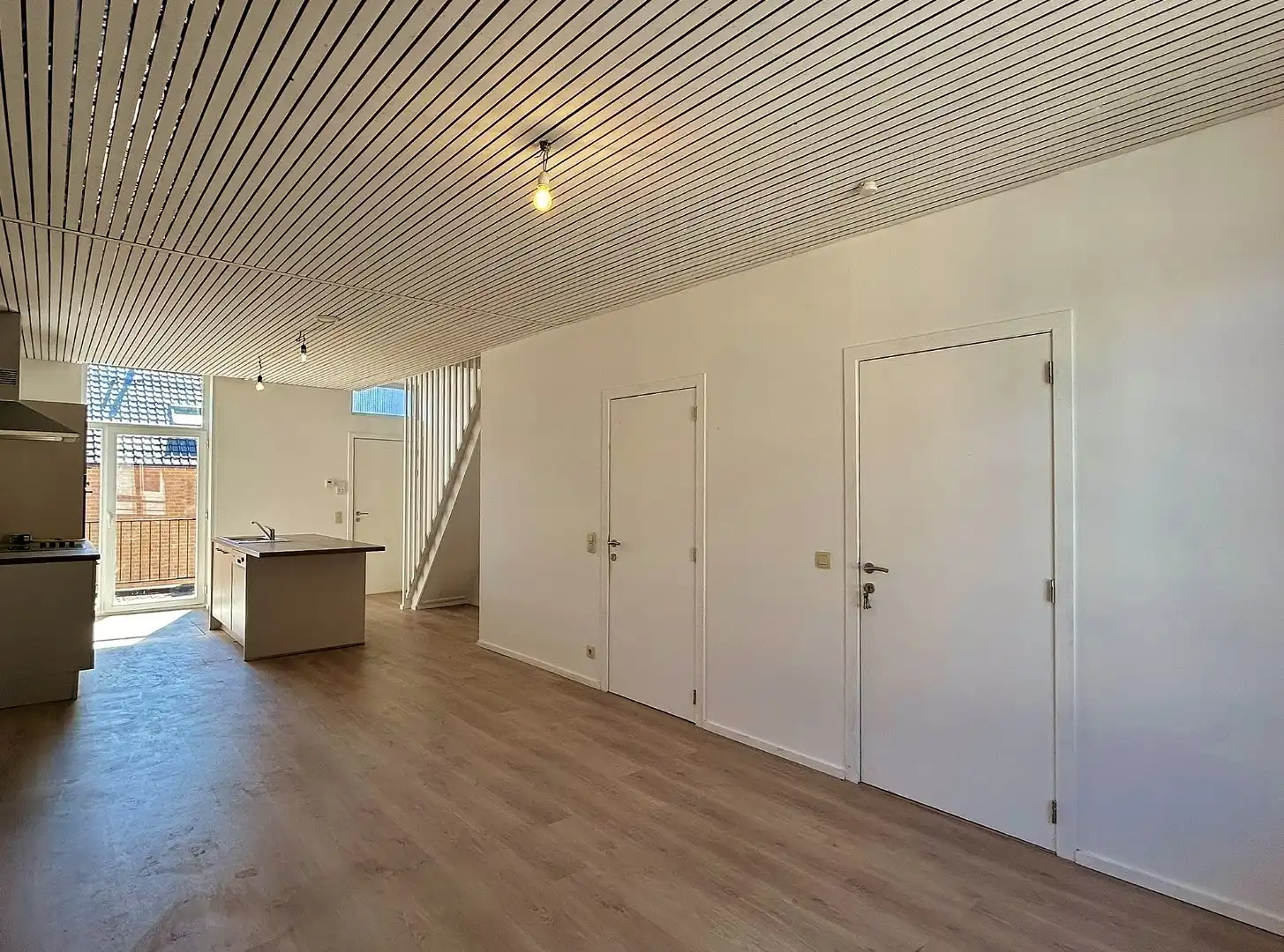 Duplex-appartement met terras in het centrum van Ieper foto 2