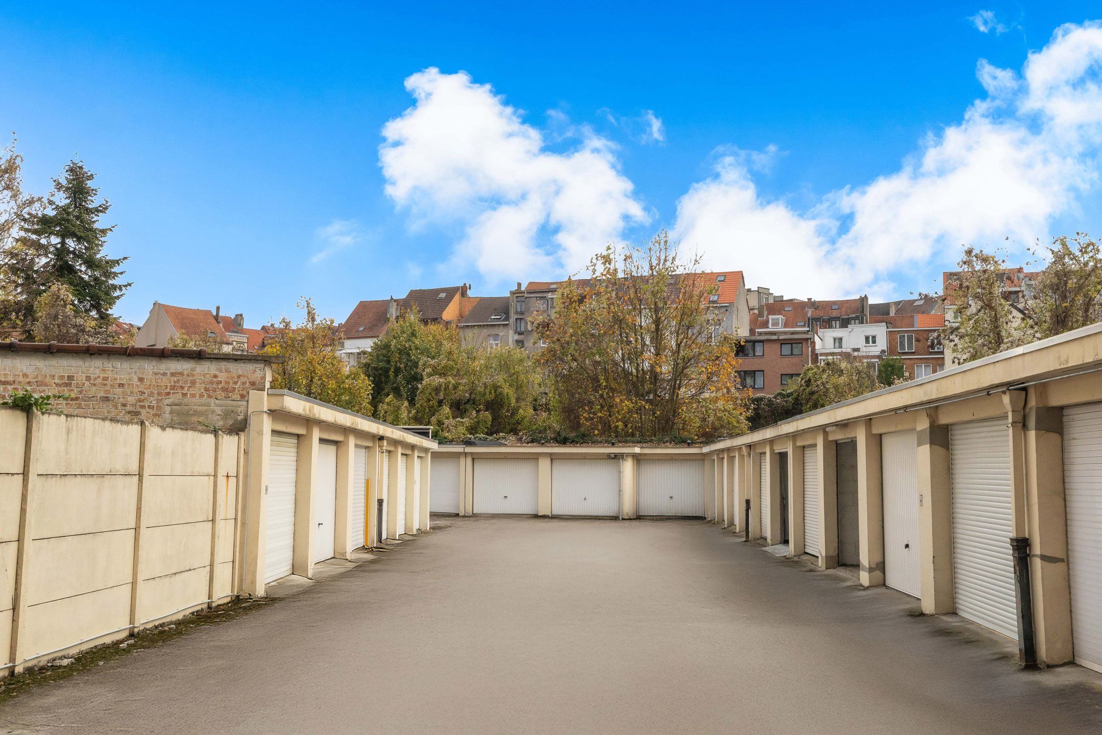 Appartement met 2 slaapkamers + terras : te renoveren foto 18