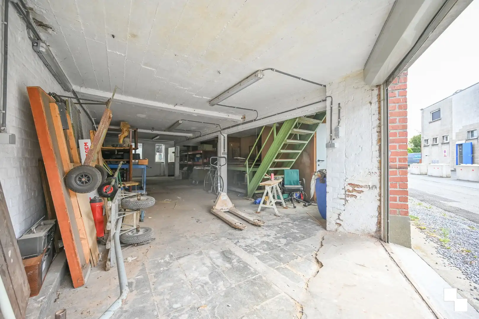 Verhuurde woning met loods te Izegem foto 10