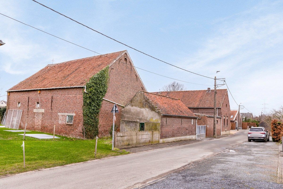 Boerderij met binnenkoer foto 4