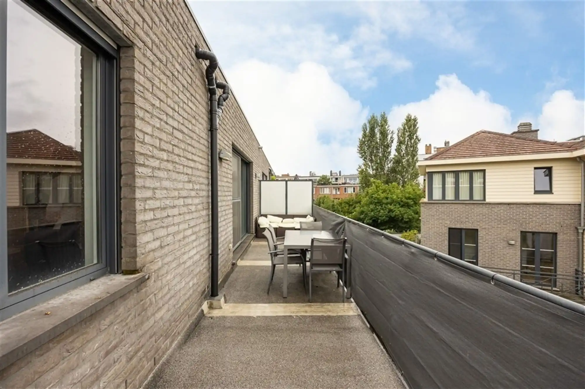 Instapklaar app. met  2 slaapkamers, 2 badkamers en terras foto 20