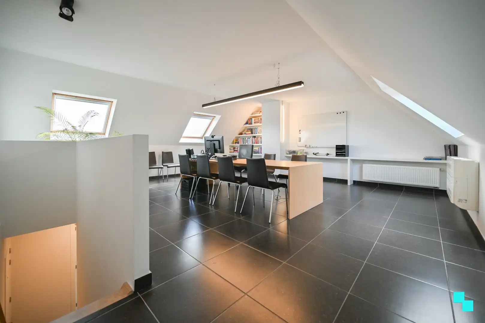 Centraal gelegen kantoorruimte te Lendelede foto 22