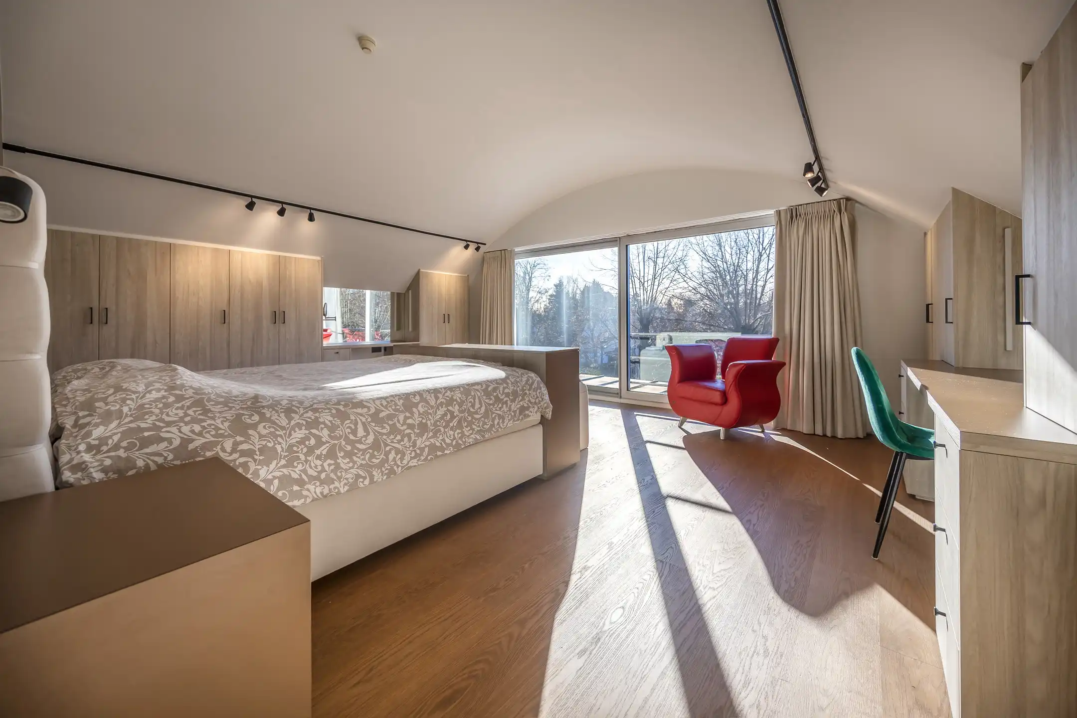 Riante en moderne villa in de gegeerde Elsdonckwijk  foto 31