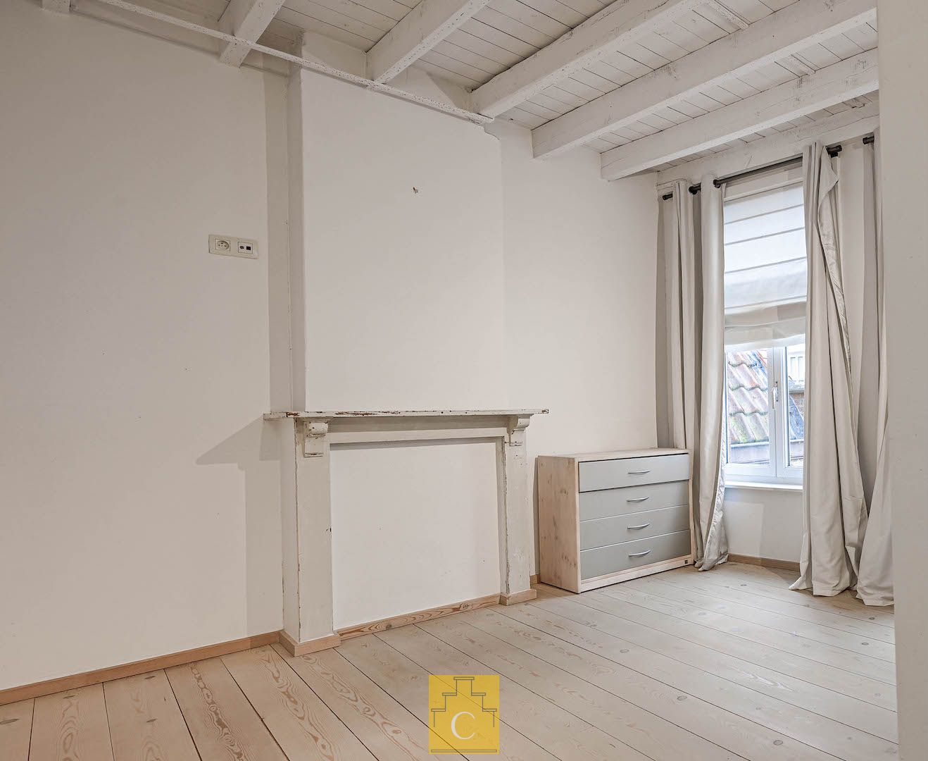 Trendy stadswoning - totaalrenovatie, strakke lijnen en een keitof terras - topligging Moerstraat foto 15