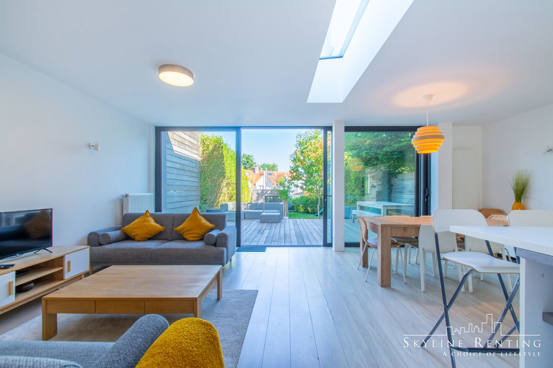 LICHTRIJK - Gemeubeld huis - 3k. met TUIN en TERRAS ! foto 2