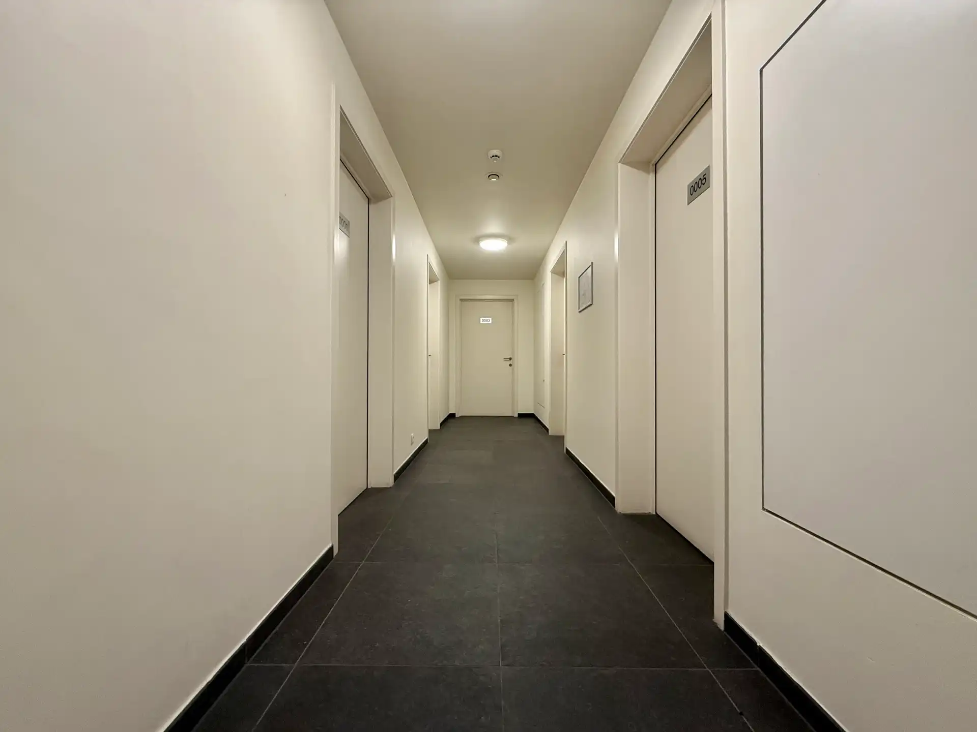 Energiezuinige, gelijkvloerse studio met parkeerplaats foto 5