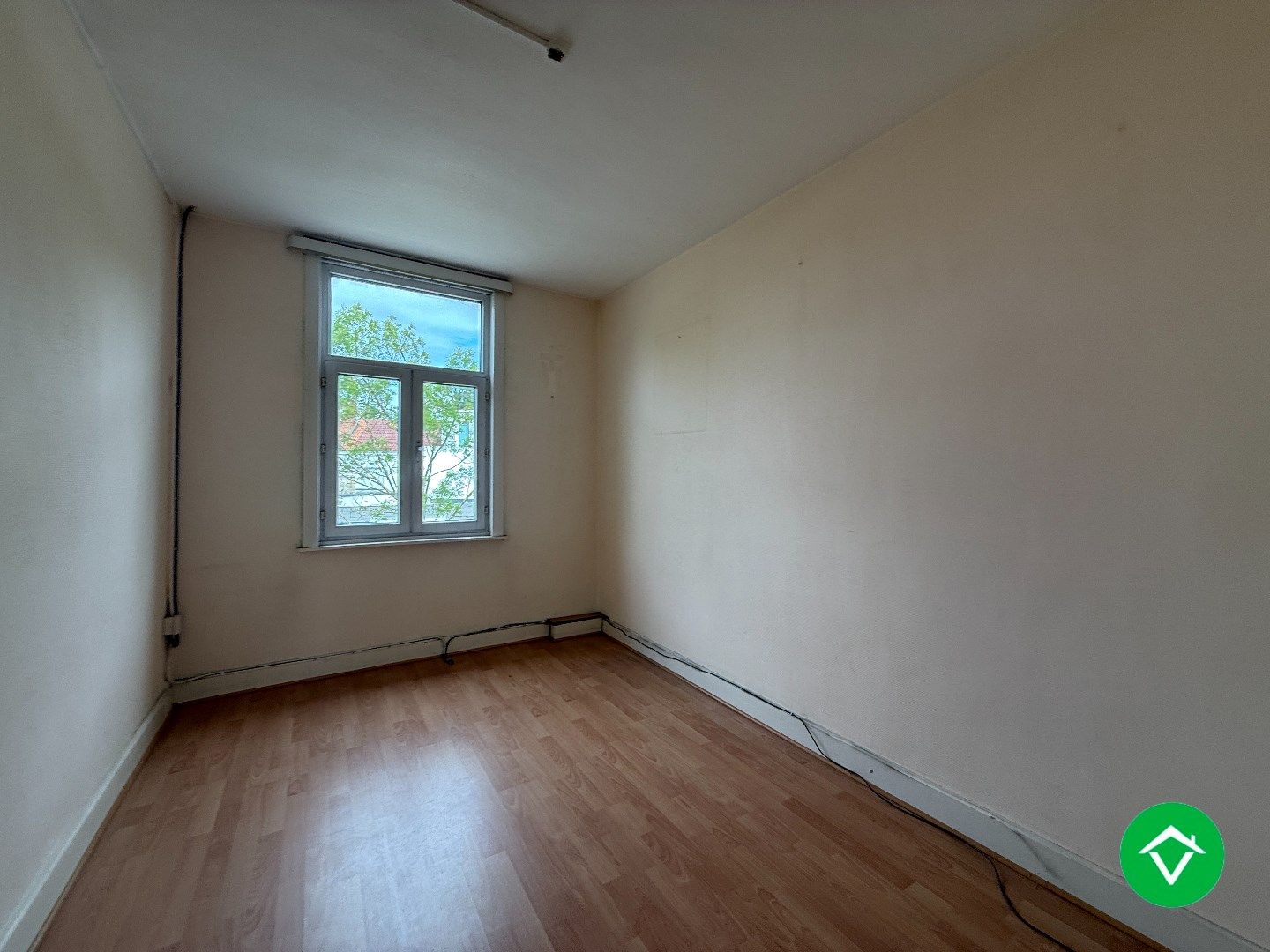 Gezellige rijwoning met 3 slaapkamers en tuin te centrum Roeselare foto 14