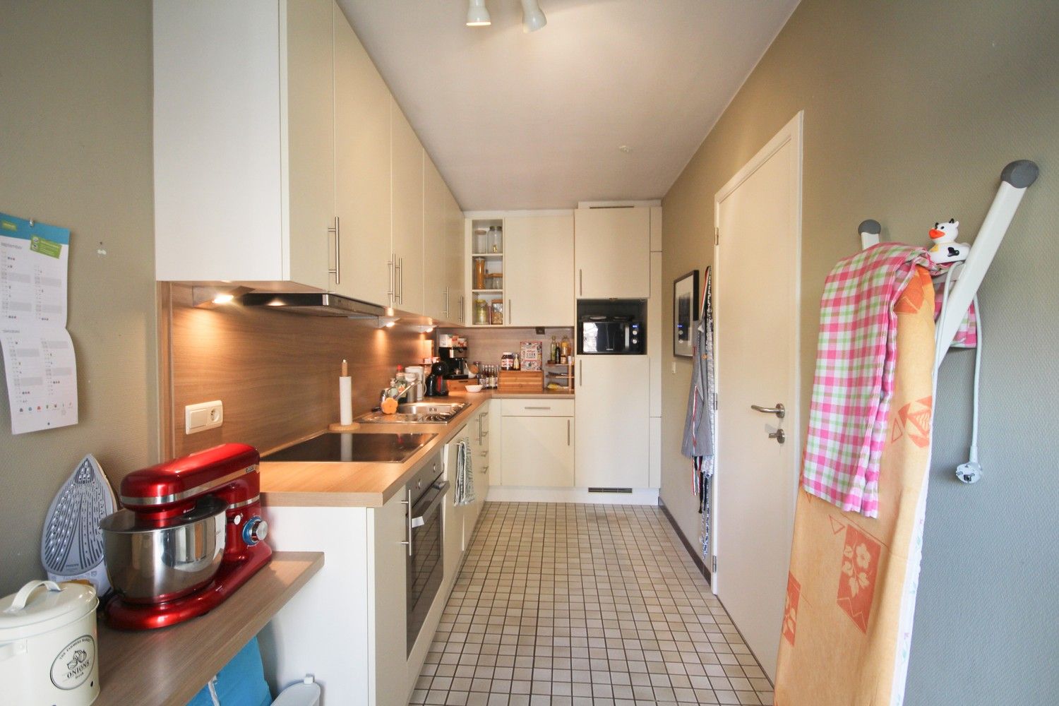 Appartement te huur in het hartje van Sint-Truiden foto 8