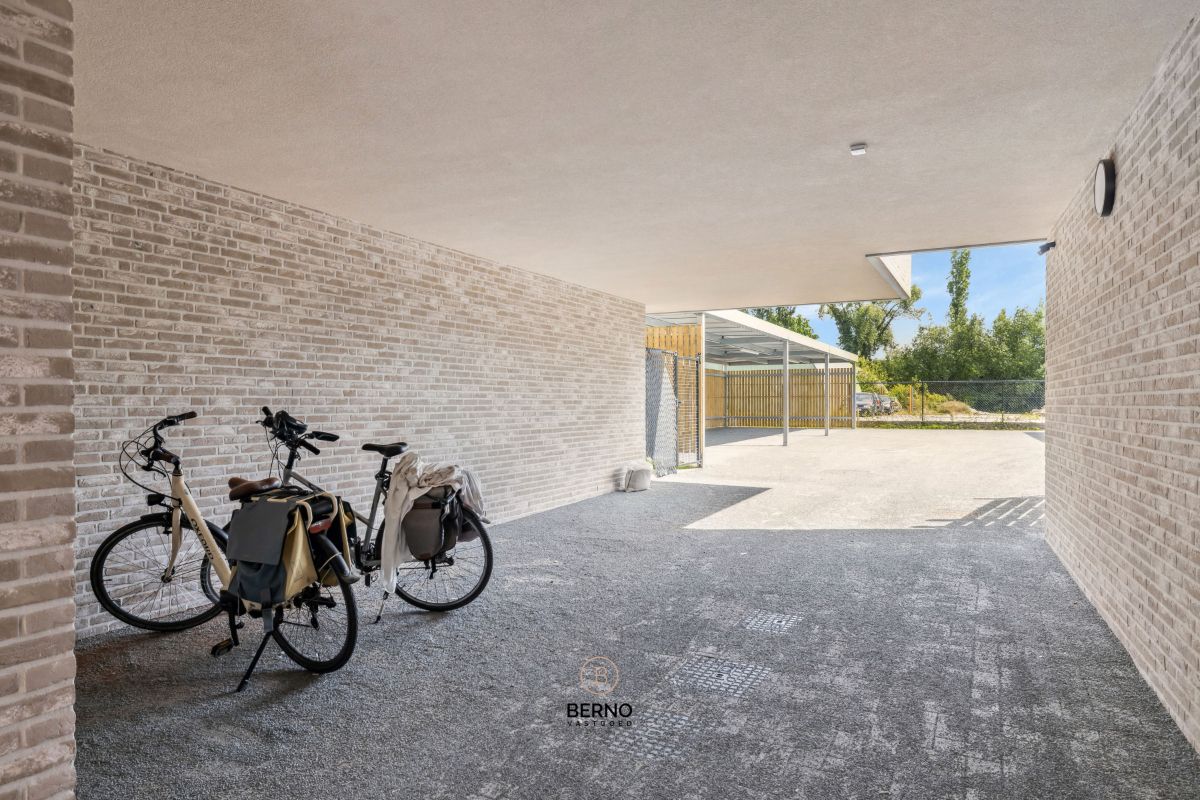 Ruim nieuwbouwappartement (6% BTW) met zonnig terras foto 11