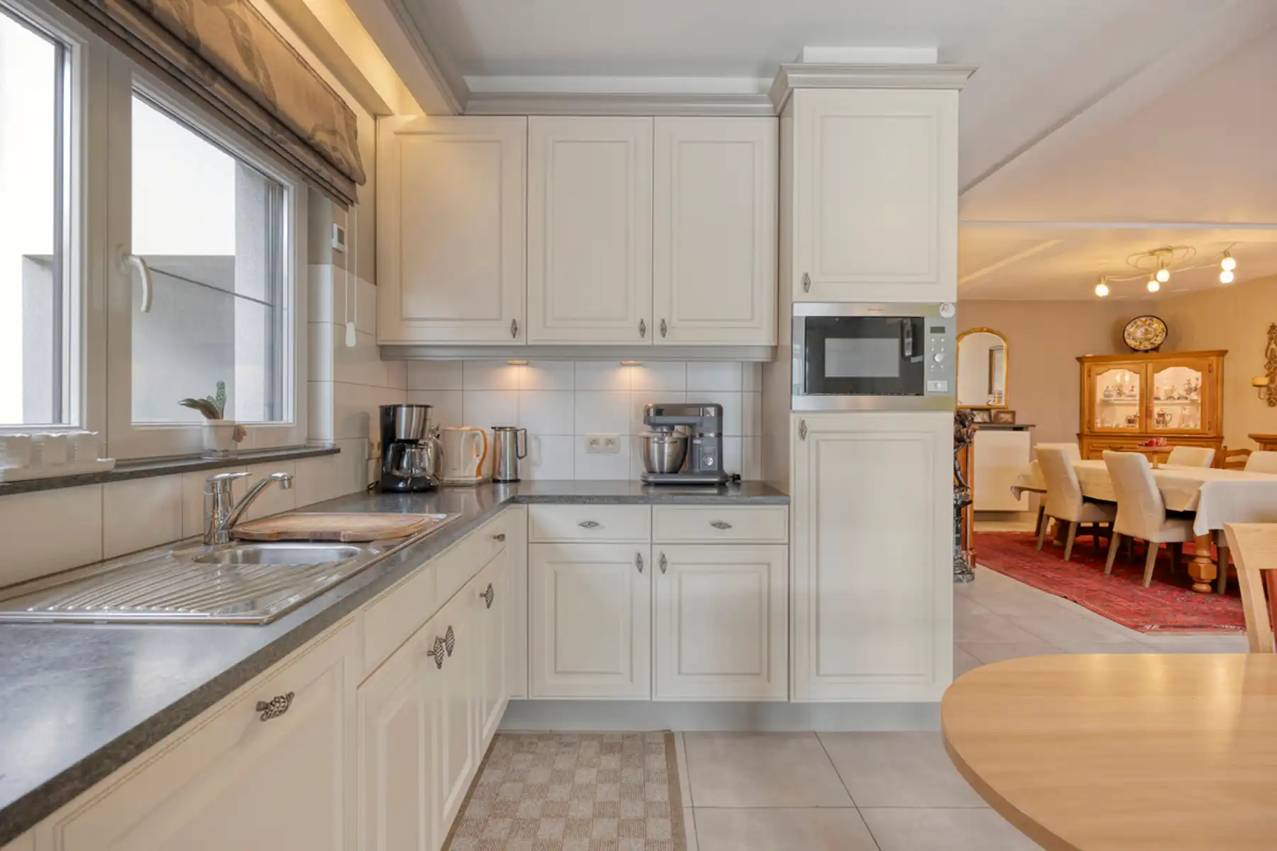 Instapklaar gelijkvloers appartement in centrum Buggenhout foto 9