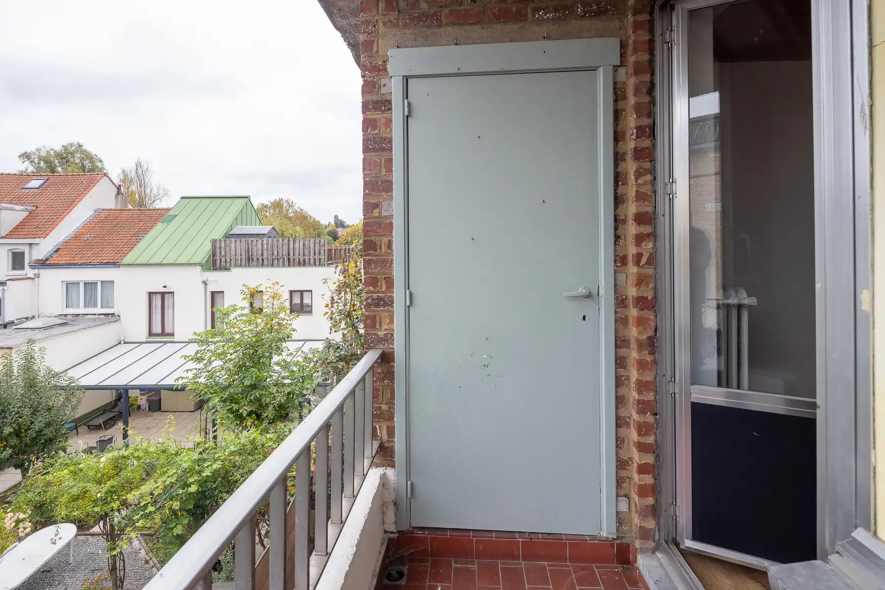 Te renoveren appartement met twee slaapkamers foto 13