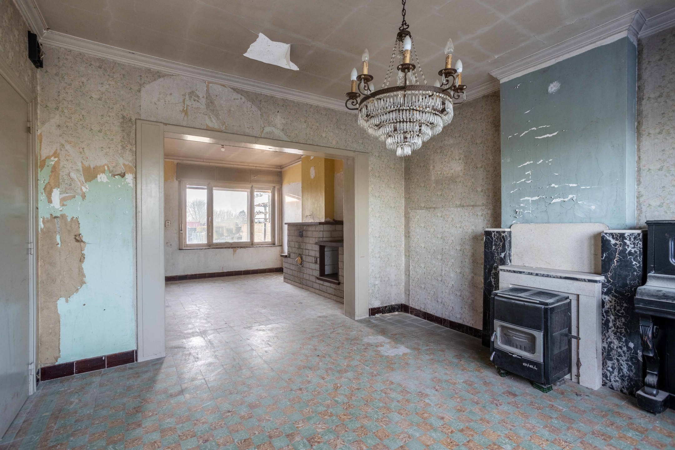Te renoveren halfopen bebouwing met veel potentieel foto 5