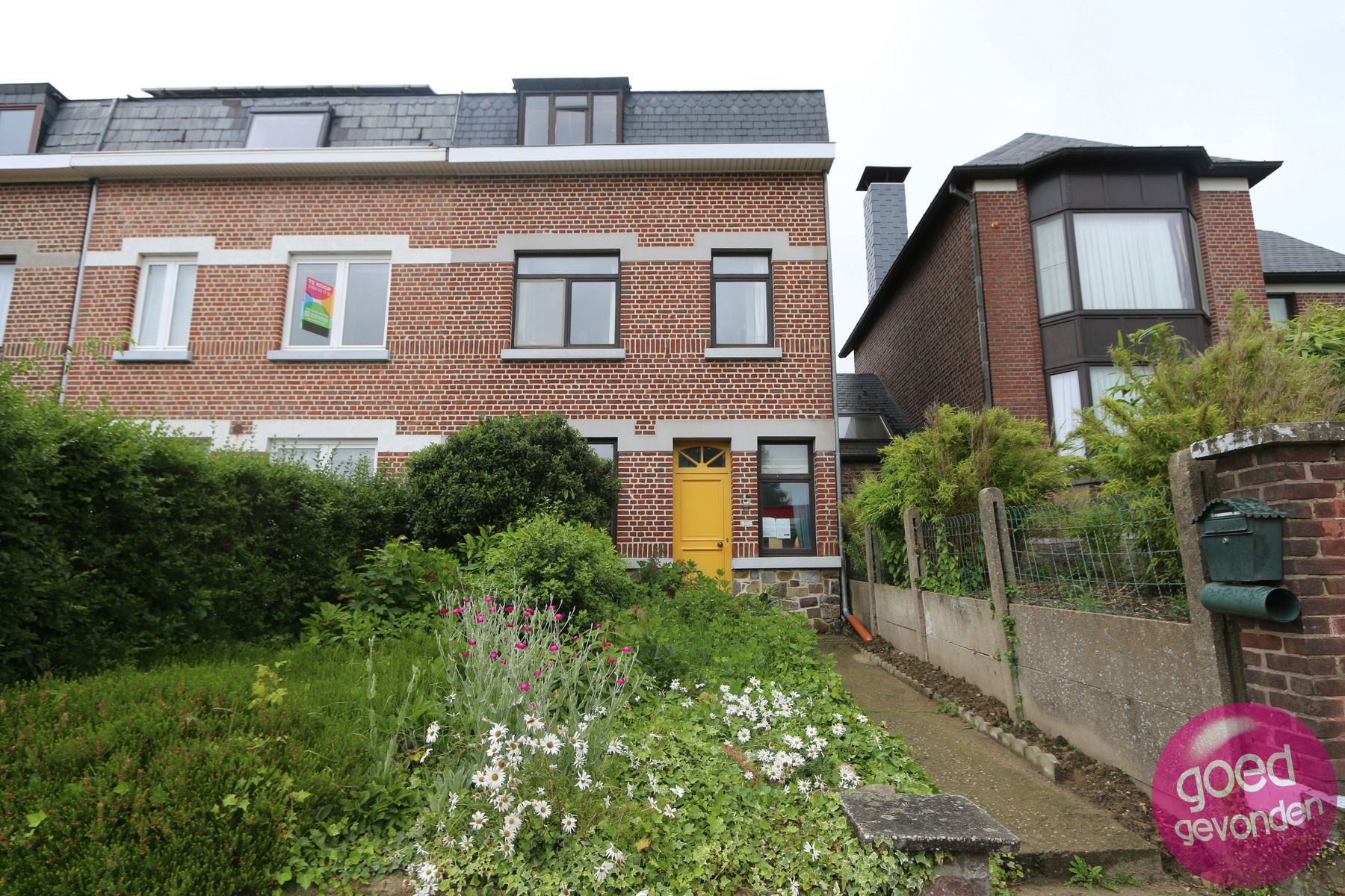 WONING - 2 tot 3 SLK - TUIN - TERRAS - PARKING MOGELIJK foto 2