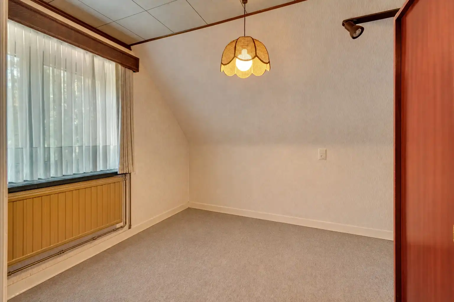 KARAKTERVOLLE WONING OP 41,73 ARE TE OPGLABBEEK foto 29