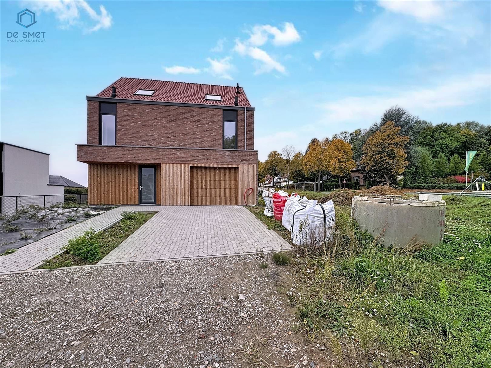 ()=>{if(producerUpdateValueVersion(node),producerAccessed(node),node.value===ERRORED)throw node.error;return node.value} Edingseweg 13b - 9500 GERAARDSBERGEN