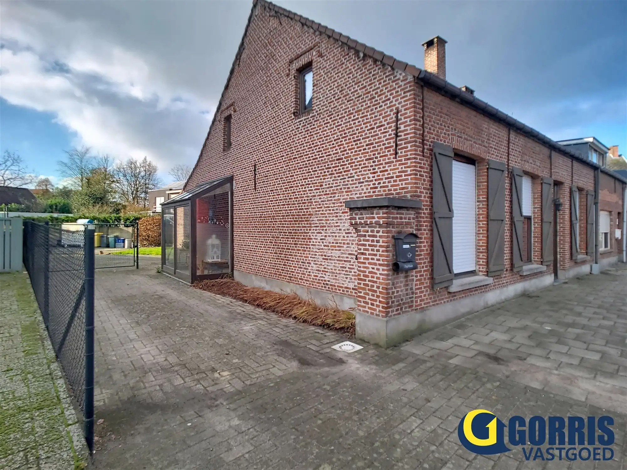 Halfopen bebouwing met 4 slaapkamers in centrum Booischot foto 2