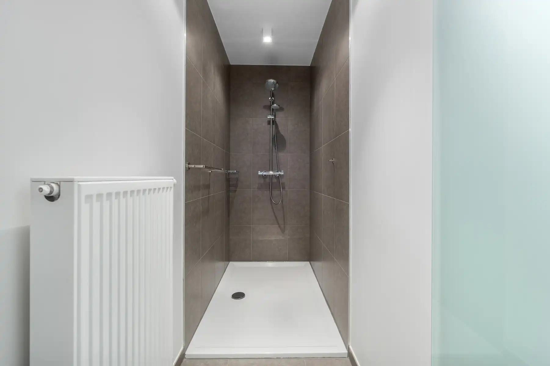 Recent appartement te Aartrijke foto 14