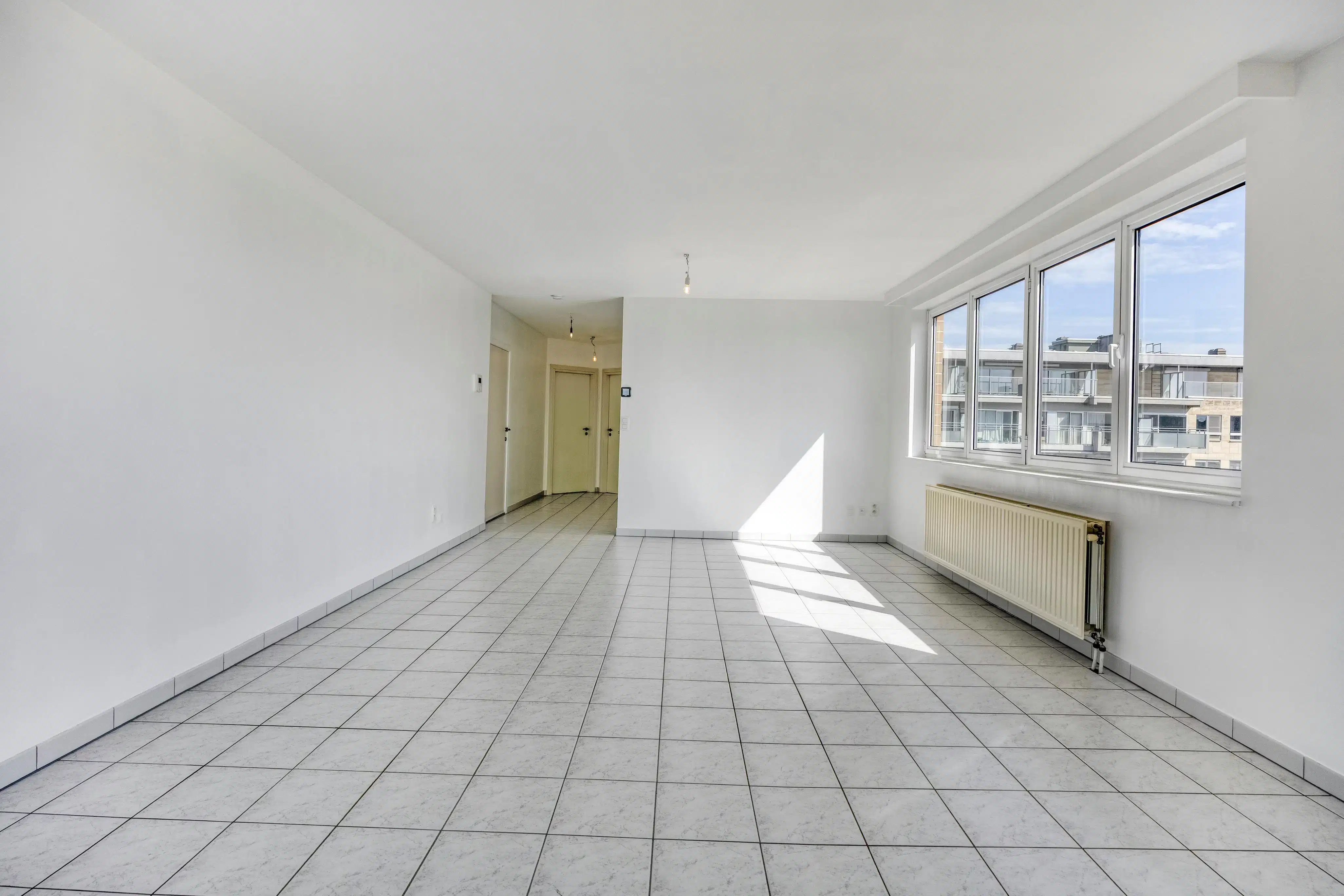 Lichtrijk appartement met terras te koop op Linkeroever foto 6