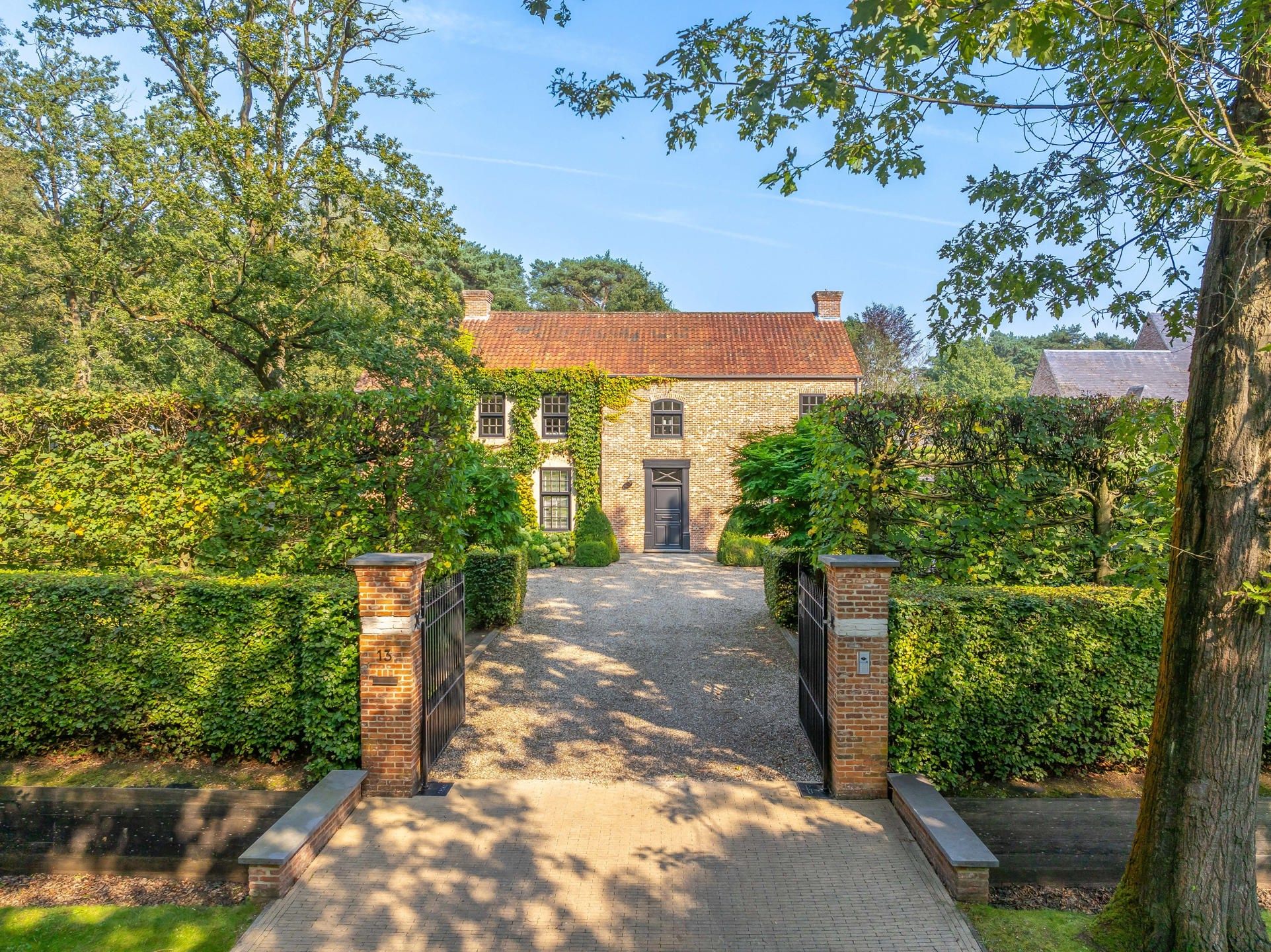 Stijlvolle villa met zwembad en Heritage bijgebouw foto 4