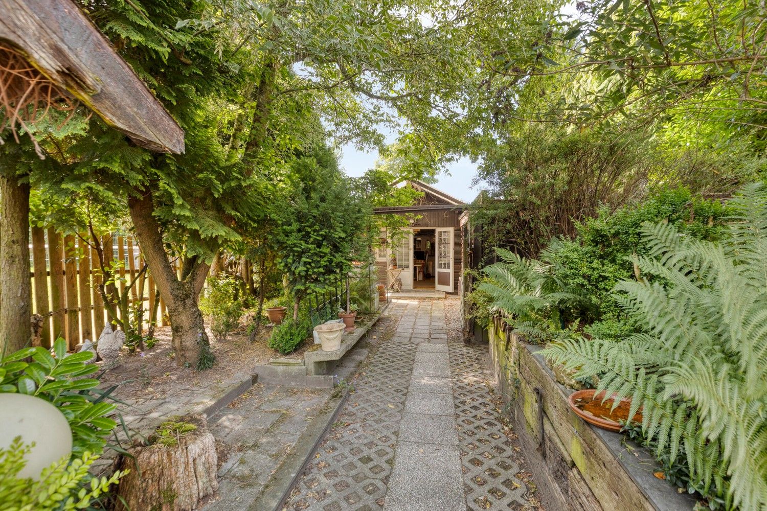 Karaktervolle woning op ruim perceel in Neerharen/Lanaken foto 45