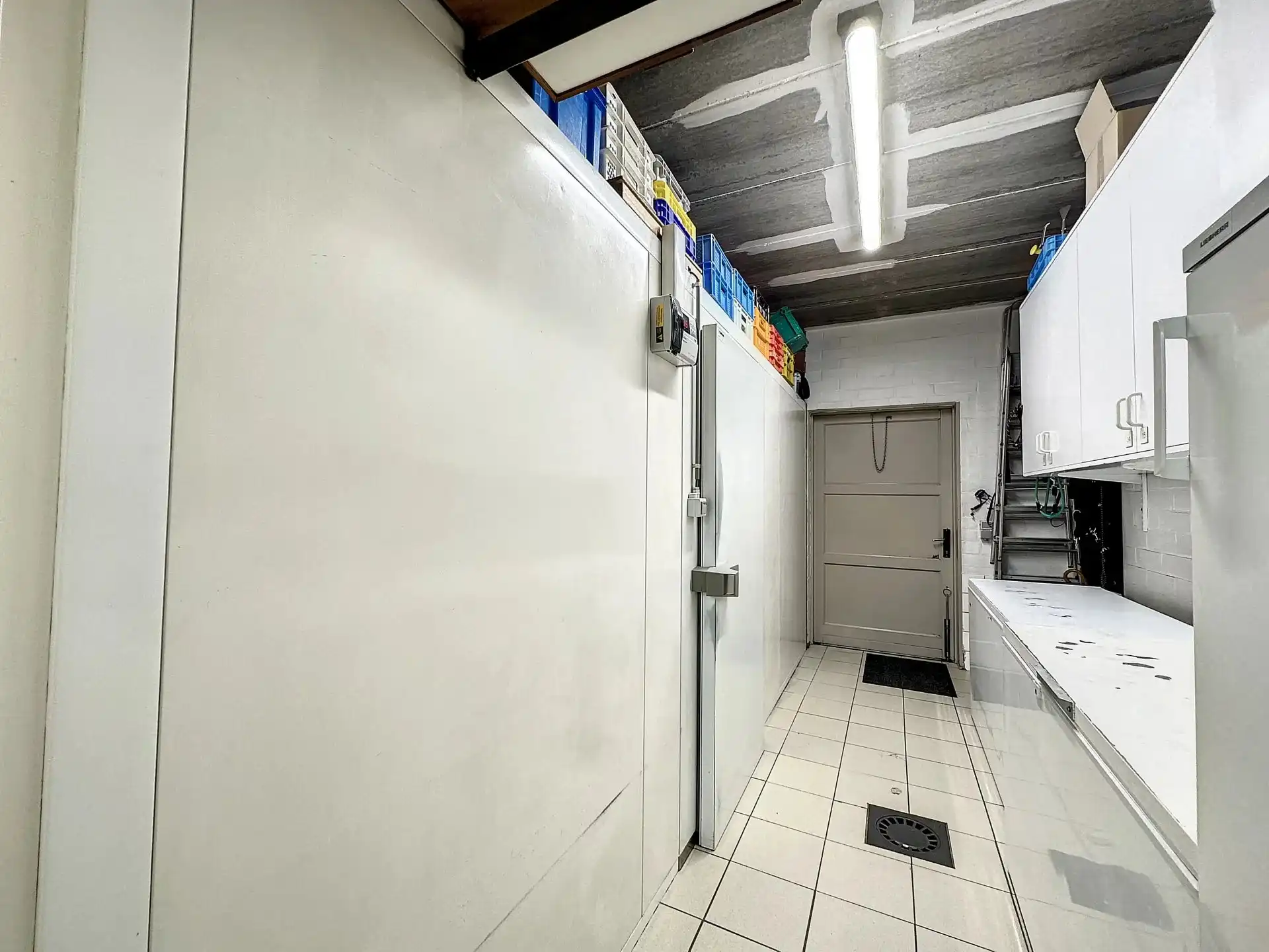 Handelspand (frituur met restaurant en feestzaal) met duplex-appartement met een bewoonbare oppervlakte van 400m² in Mol-Gompel. foto 15