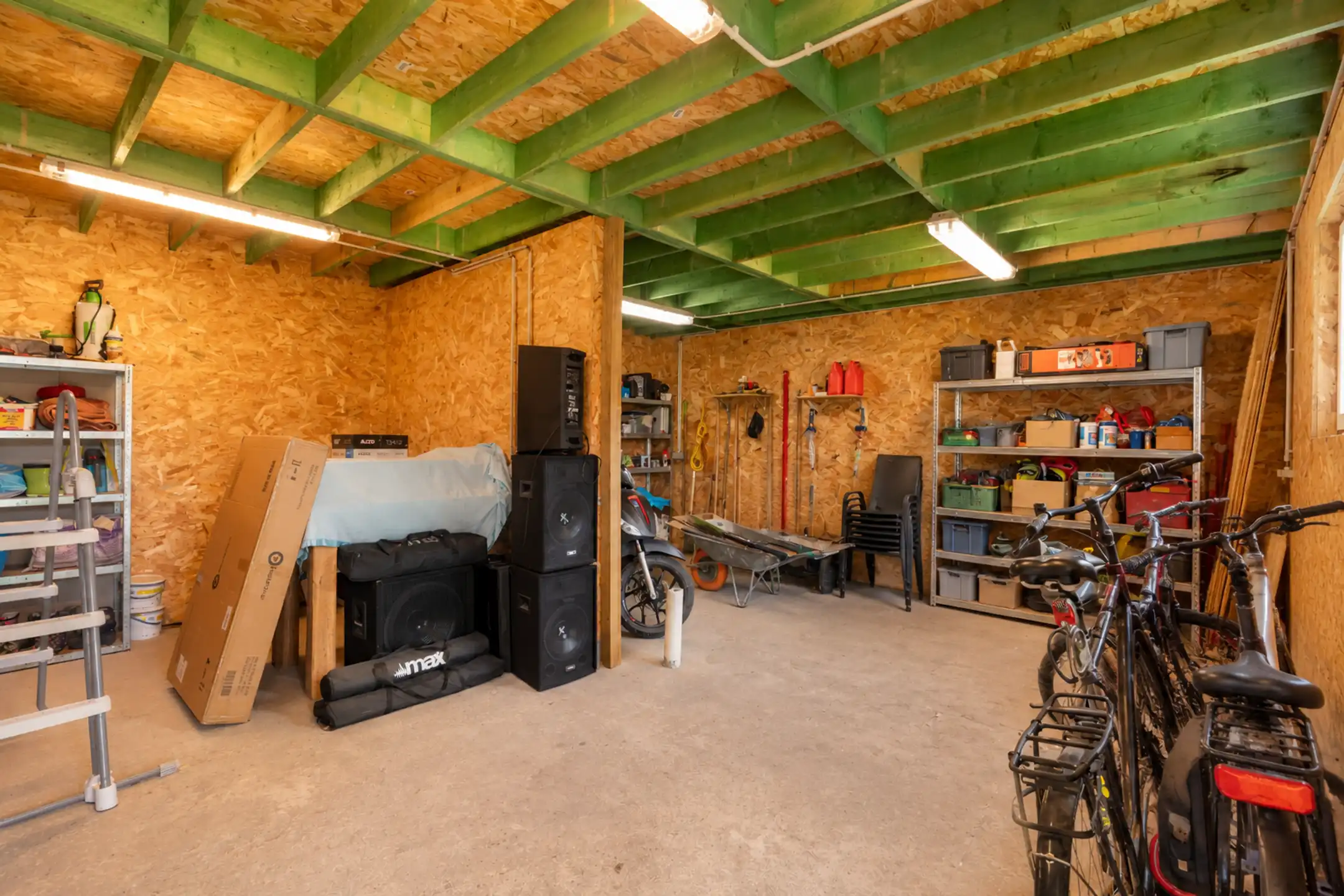 Karaktervolle gerenoveerde woning met 4 slaapkamers foto 31